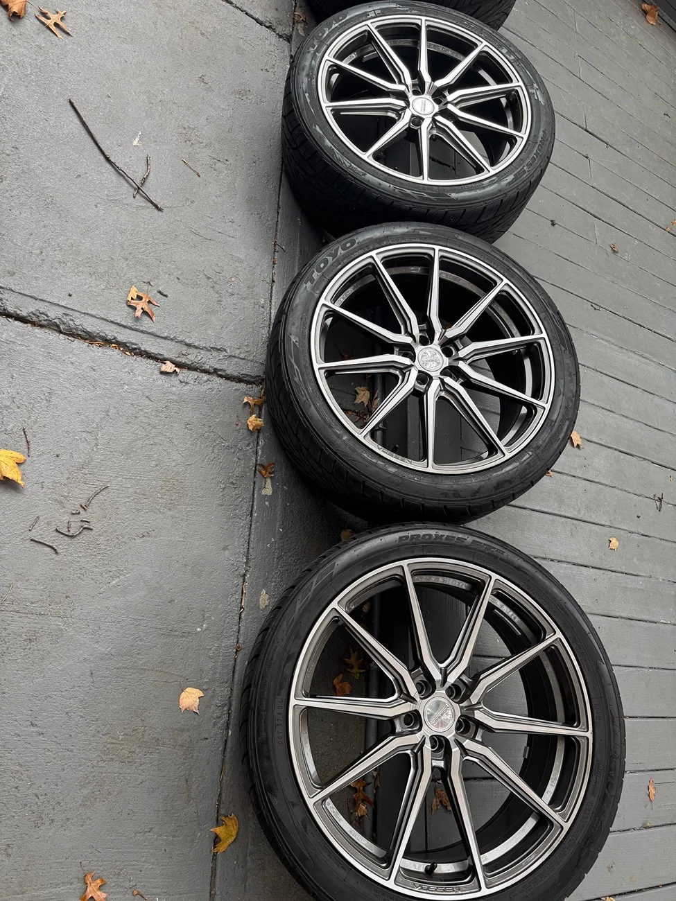 Ford Maverick 3500$ VOSSEN HF-3 HYBRID RIMS 22X9 CUSTOM FIT IMG_5505