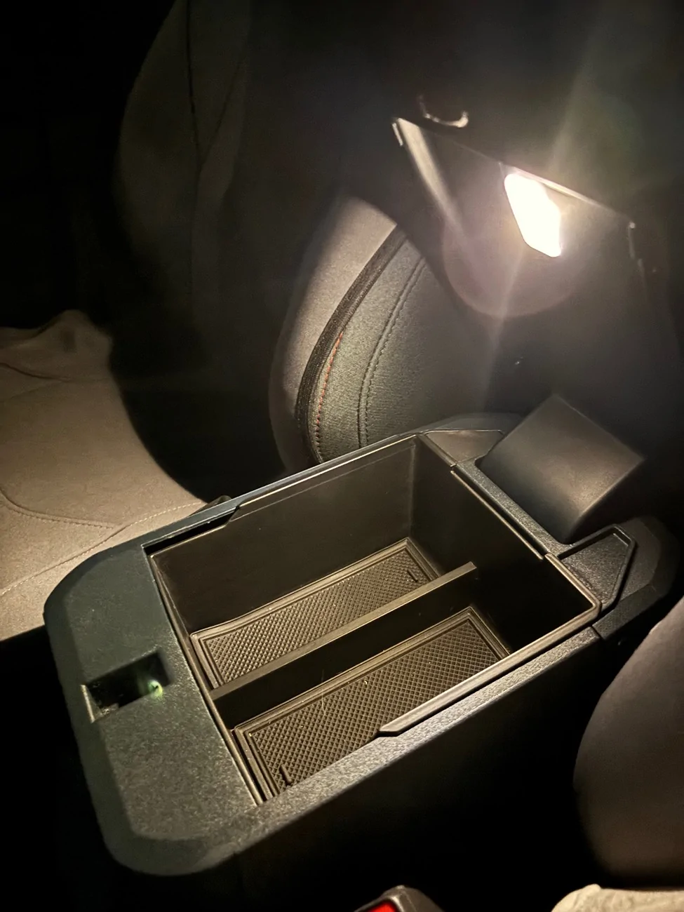 Ford Maverick Center Console Lid Light (DIY Install) IMG_4314