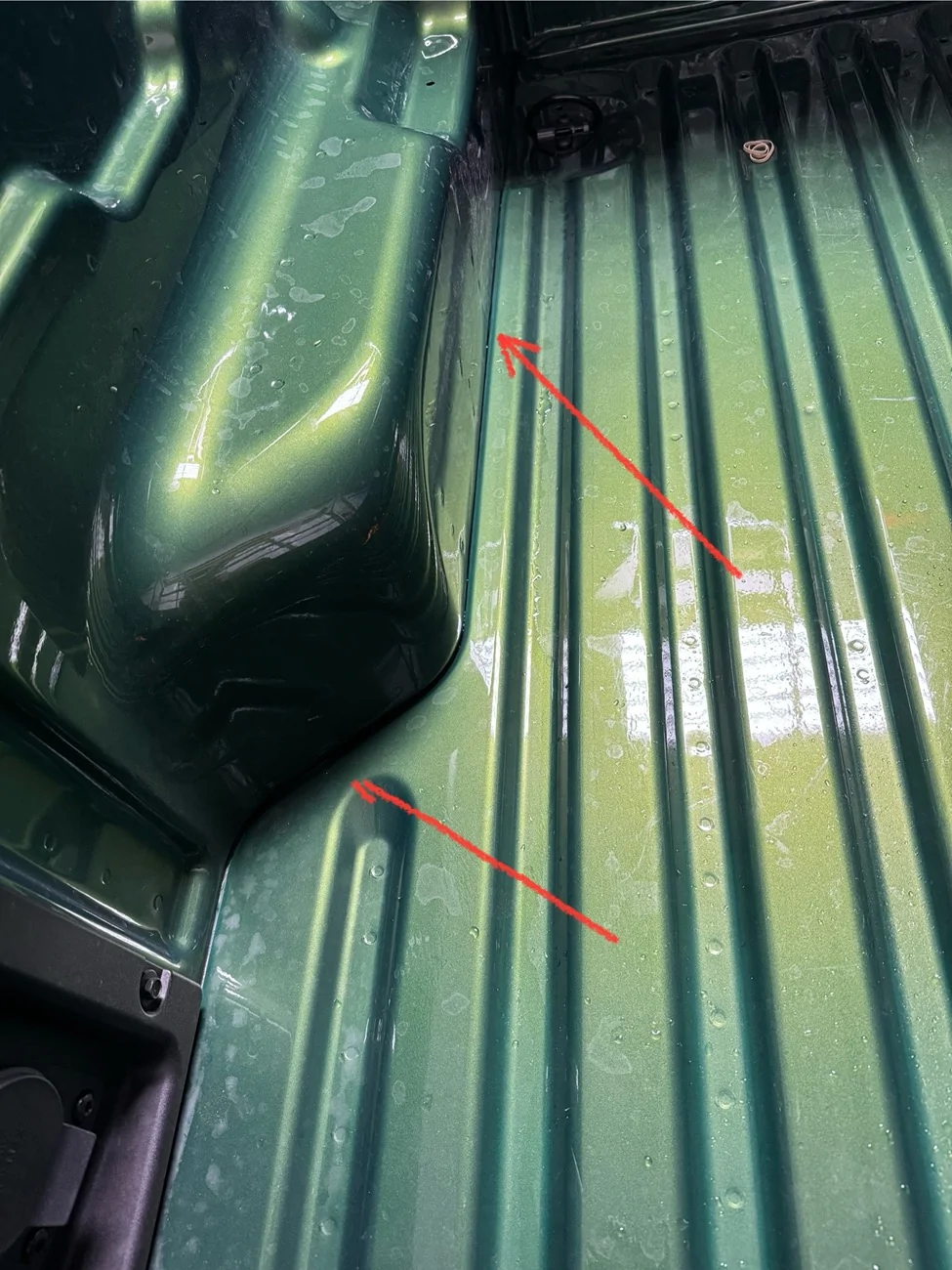 Ford Maverick Bed drains? IMG_1242