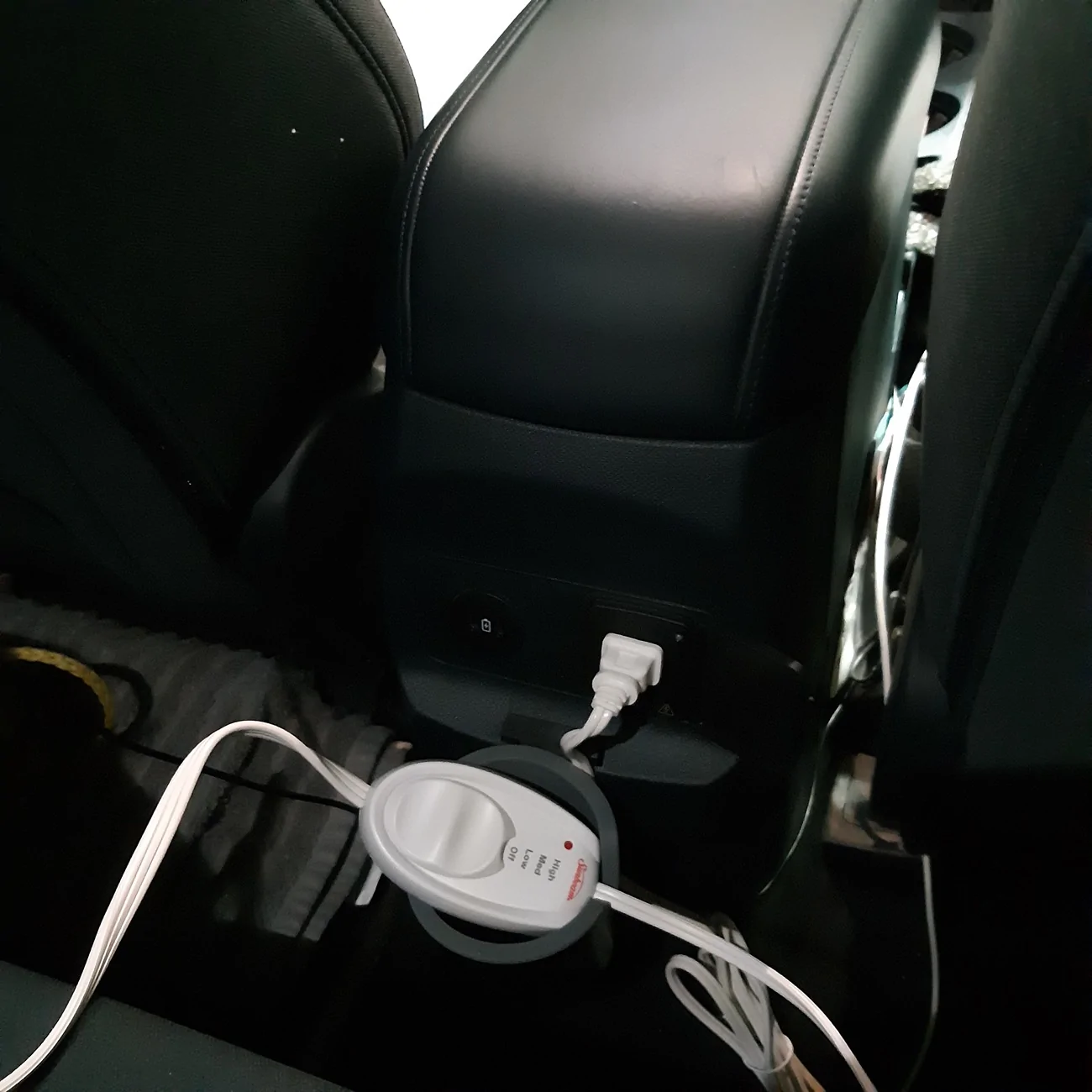 Ford Maverick Heated seat install 20251202_110328