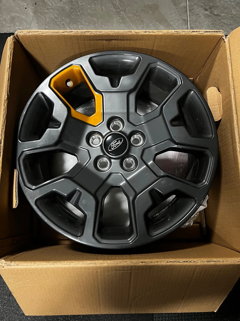 Ford Maverick 2025 Maverick tremor wheels IMG_6775