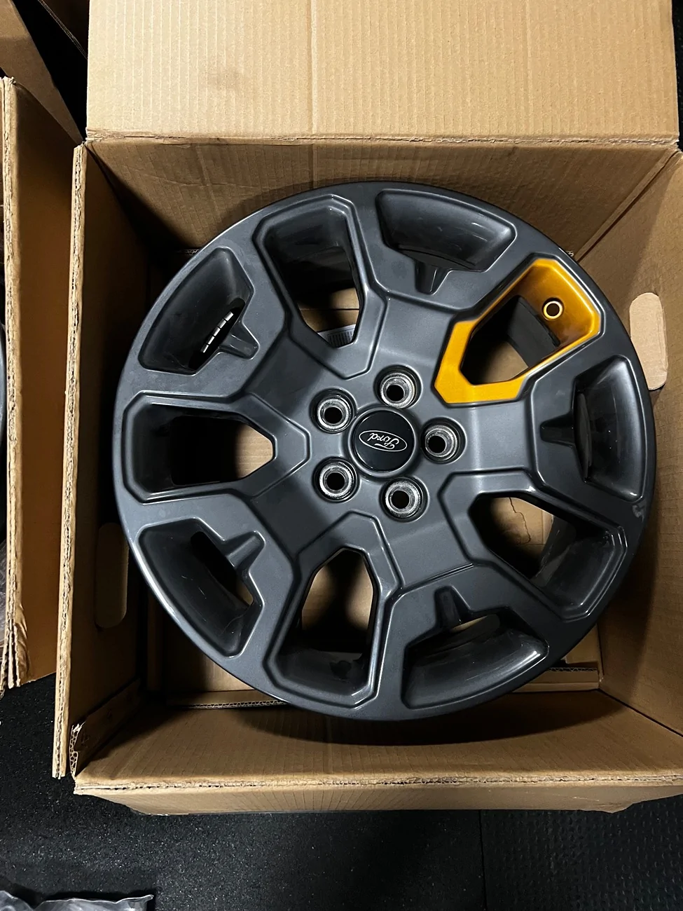 Ford Maverick 2025 Maverick tremor wheels IMG_6777