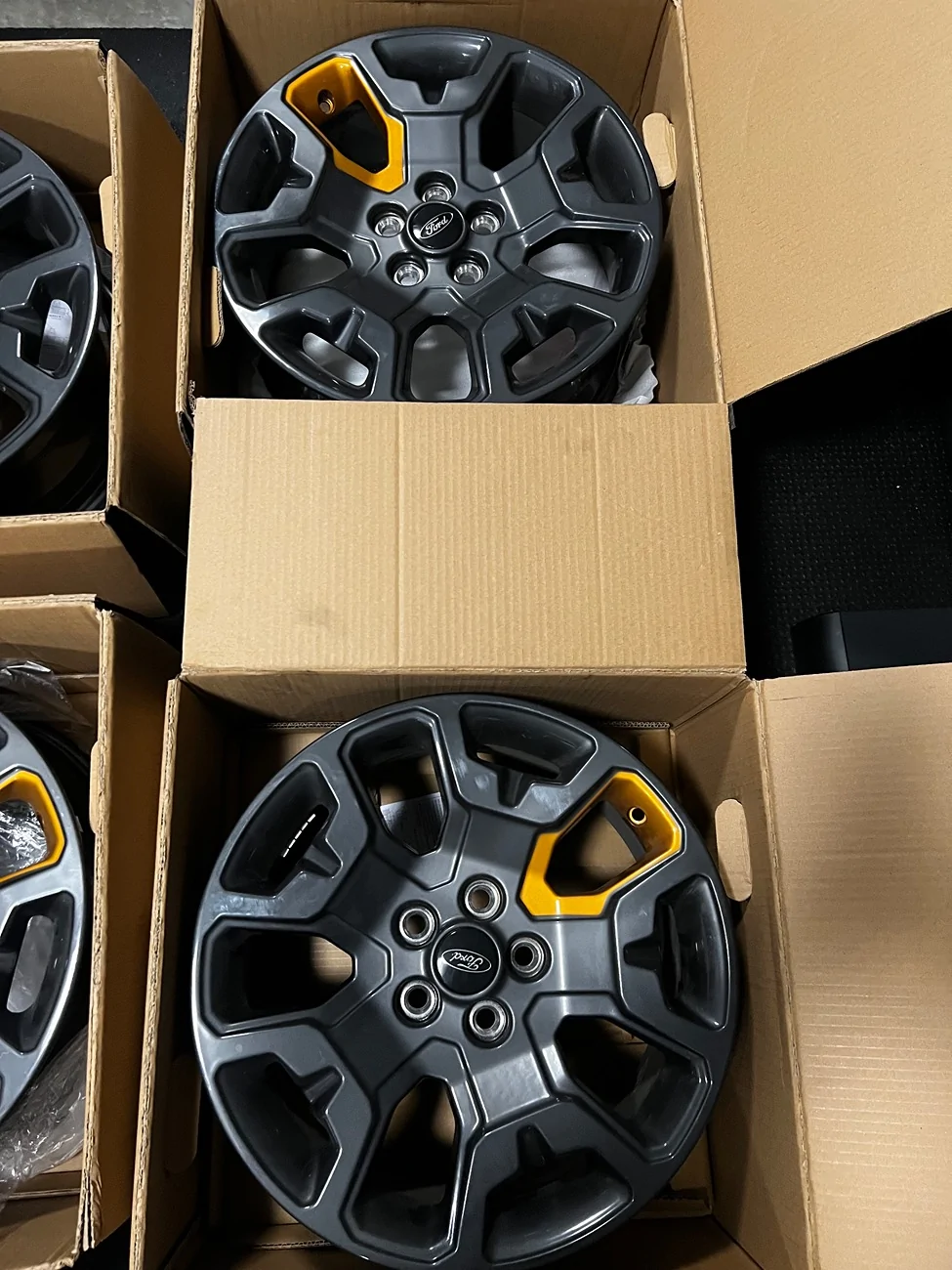 Ford Maverick 2025 Maverick tremor wheels IMG_6781
