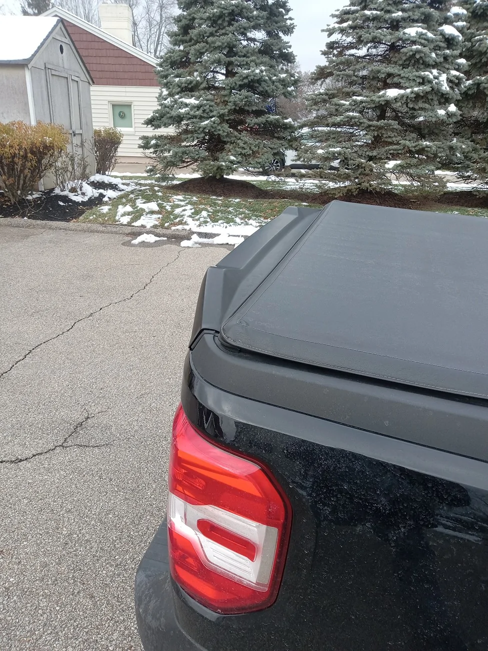 Ford Maverick To tailgate spoiler or not to tailgate spoiler...  That is the question. 20251206_150946