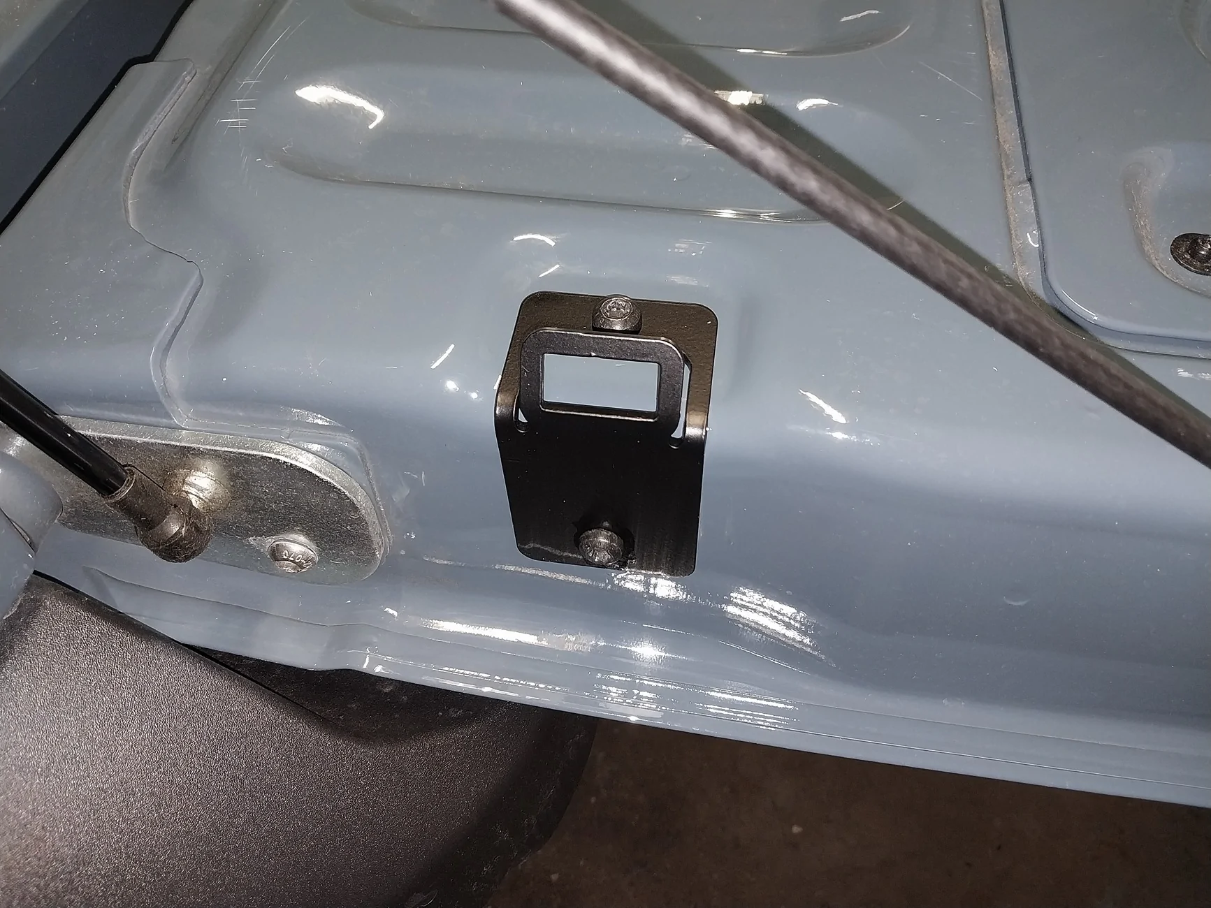 Ford Maverick Purpose of the brackets on the 2025 Maverick tailgate 20250302_131658