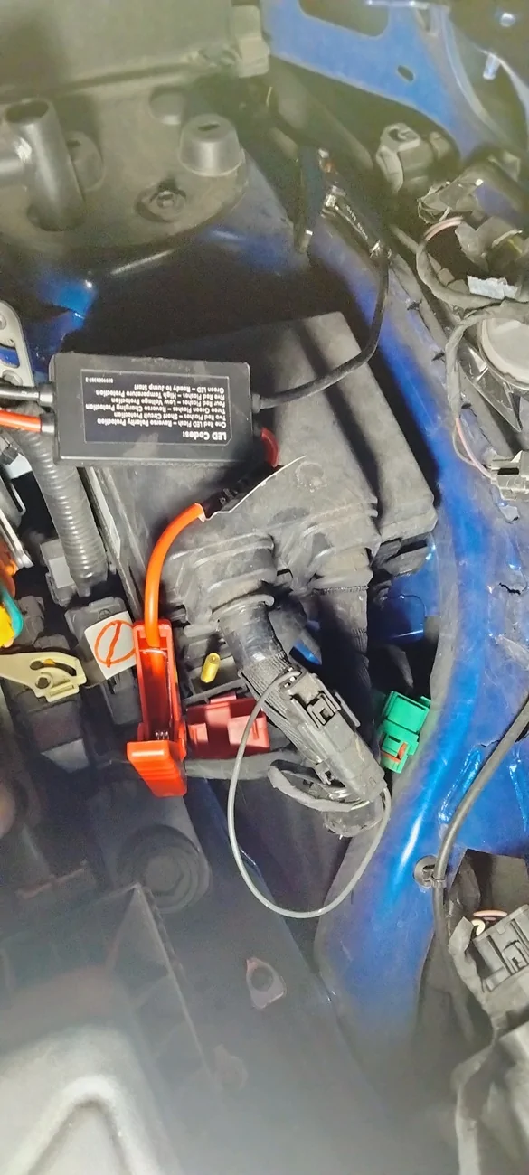 Ford Maverick Portable jump starter IMG20251210200120