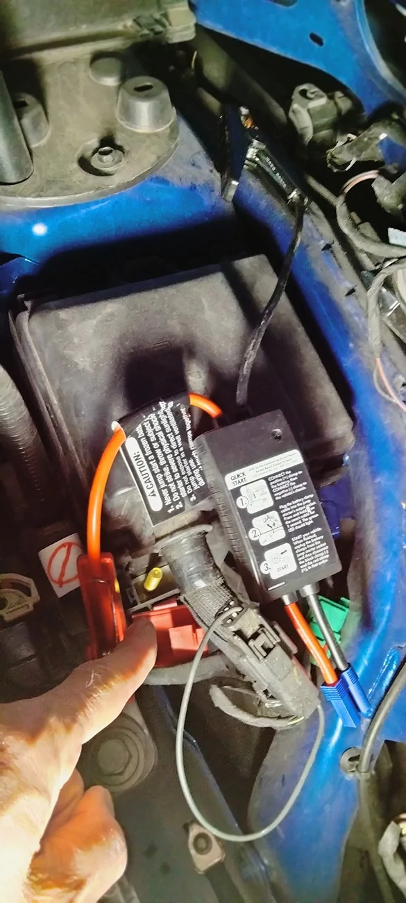 Ford Maverick Portable jump starter IMG20251210200100