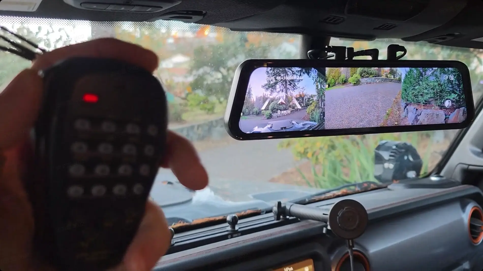 Ford Maverick How can electronic devices be protected from radio interference? radio&dashcam