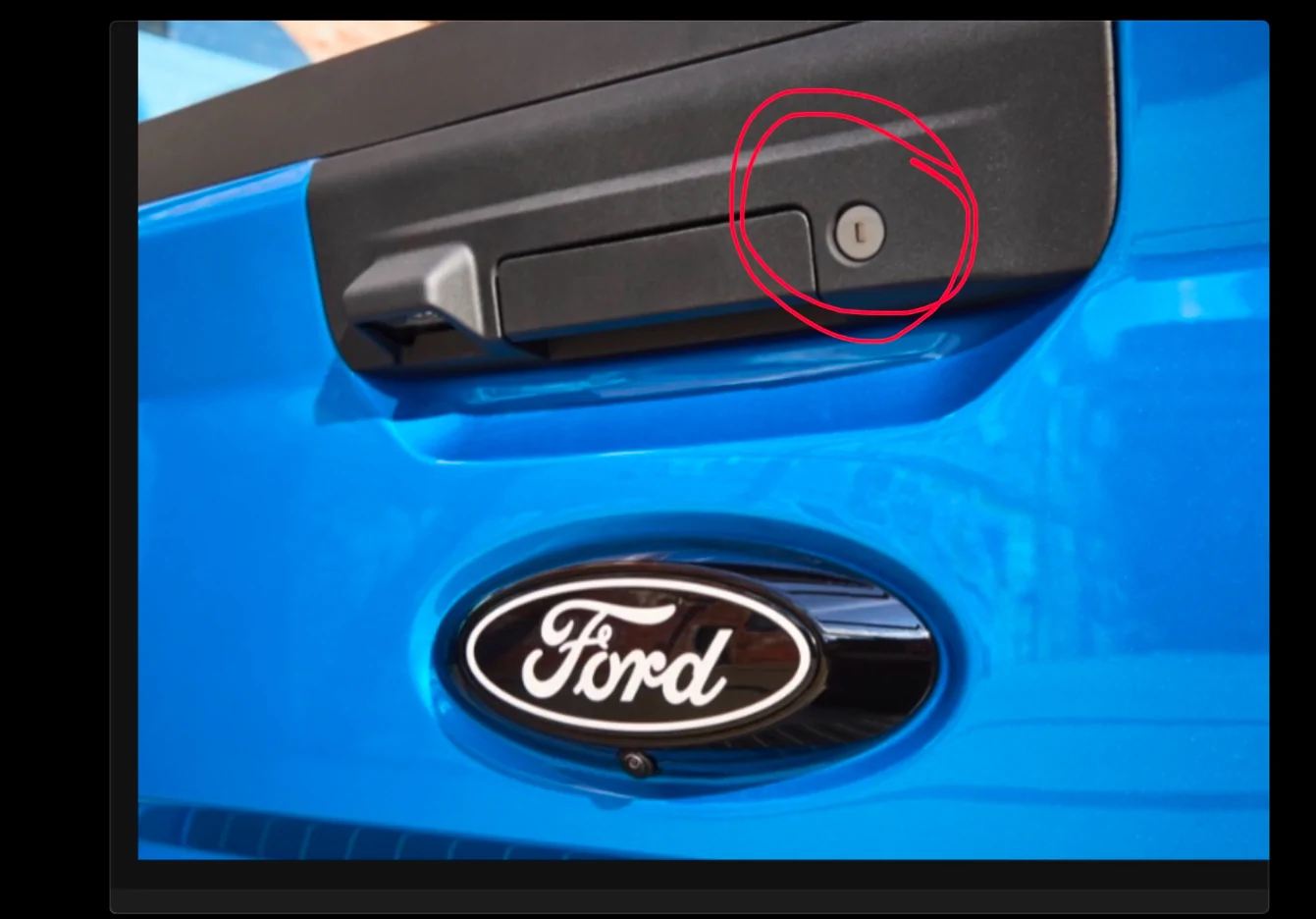 Ford Maverick Is remote locking tailgate still offered/included? (Except XL) IMG_0572
