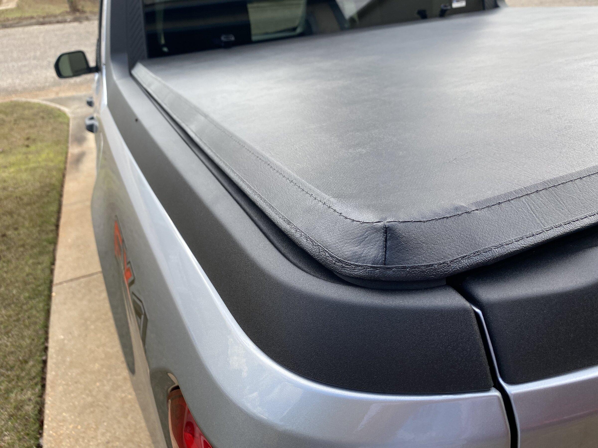 Ford Maverick Gator SFX Tri-fold 31A8E2A7-769A-4BB1-A9A4-0DEE877ABCFA