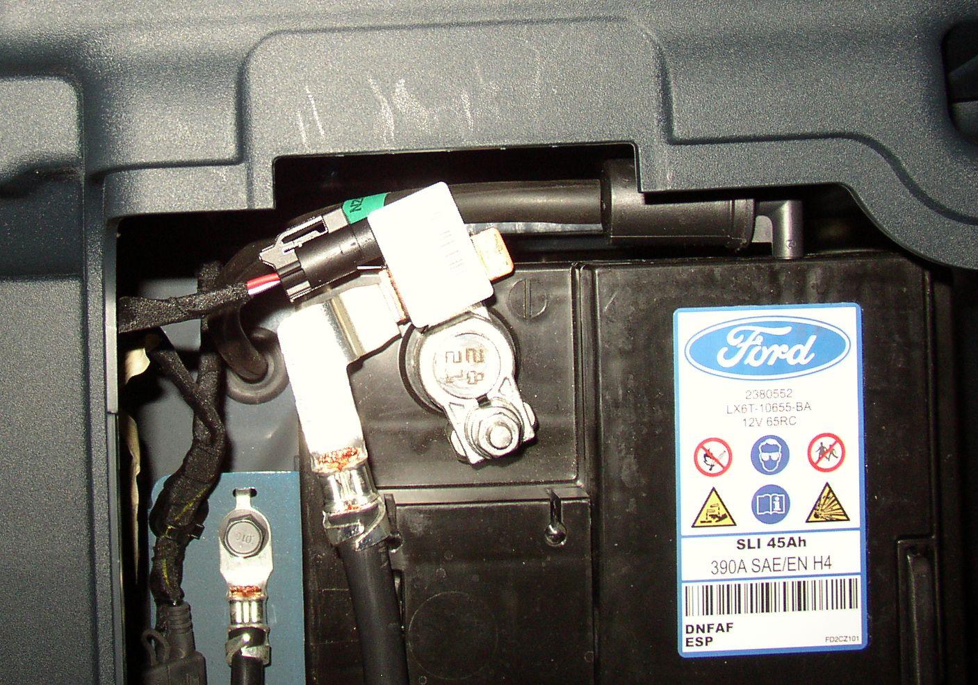 Ford Maverick Hybrid 12V Battery is Single Port Vented to the Outside, Maybe a Fleet Battery Vented.JPG