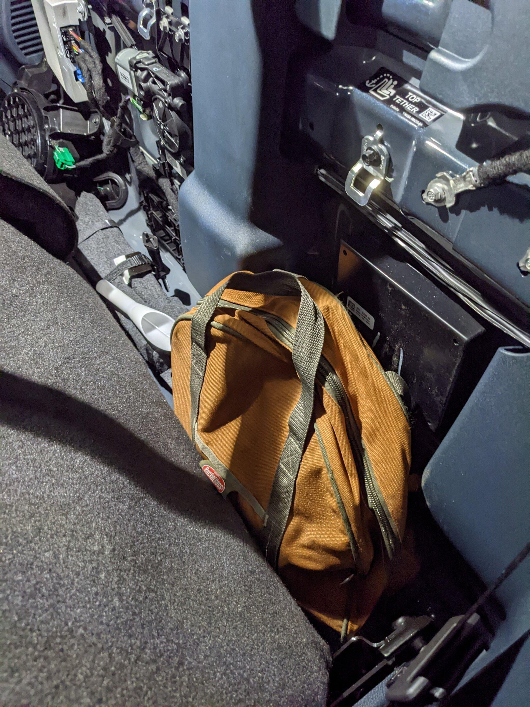 Ford Maverick Bag for behind rear seat C94FD3BD-1877-4461-A384-A6721AEAD6F5