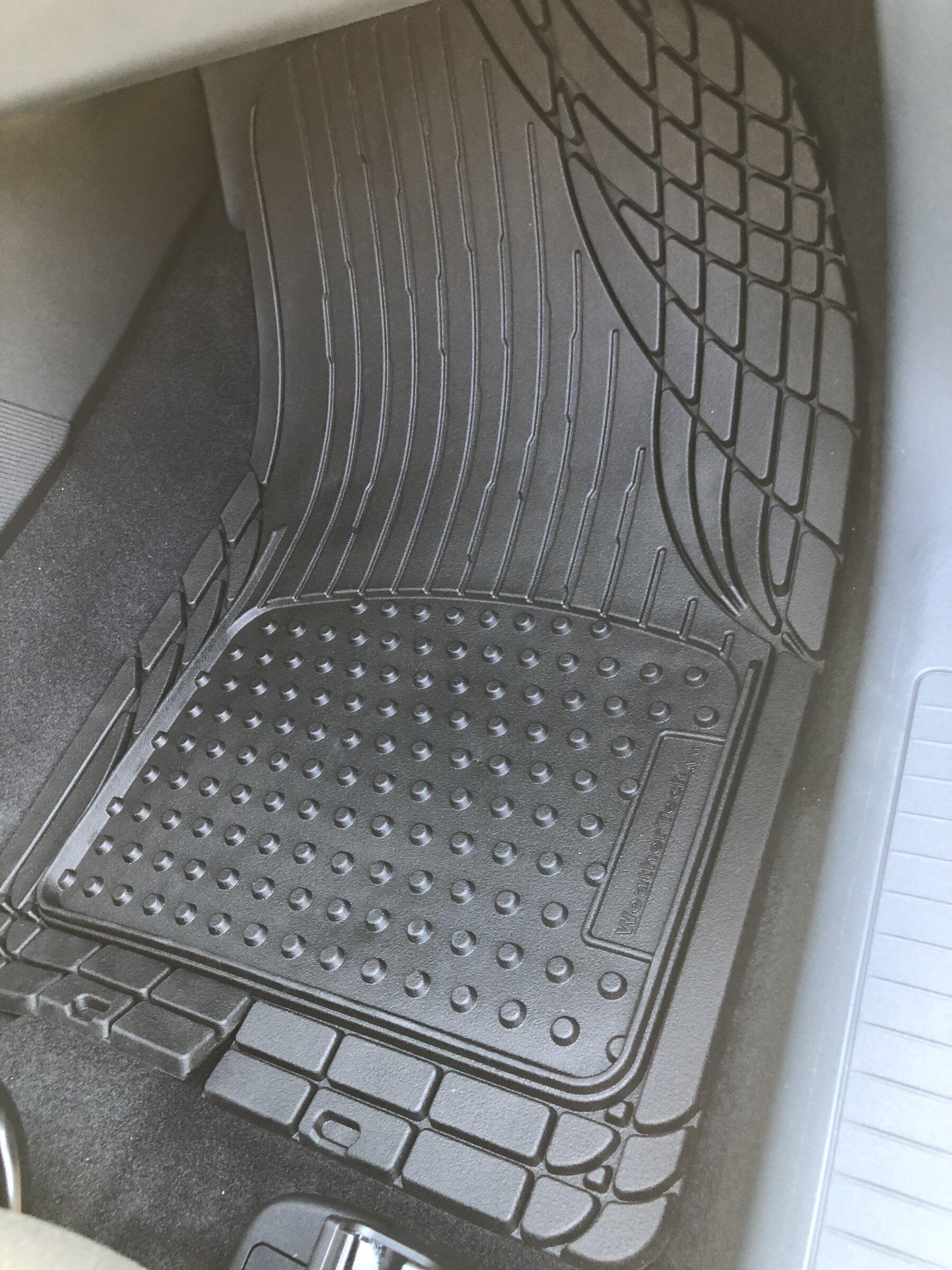 Ford Maverick WeatherTech 4-piece Trim-to-Fit Car Mats installed 6985268B-82DE-46DC-B9EC-F007049DE145