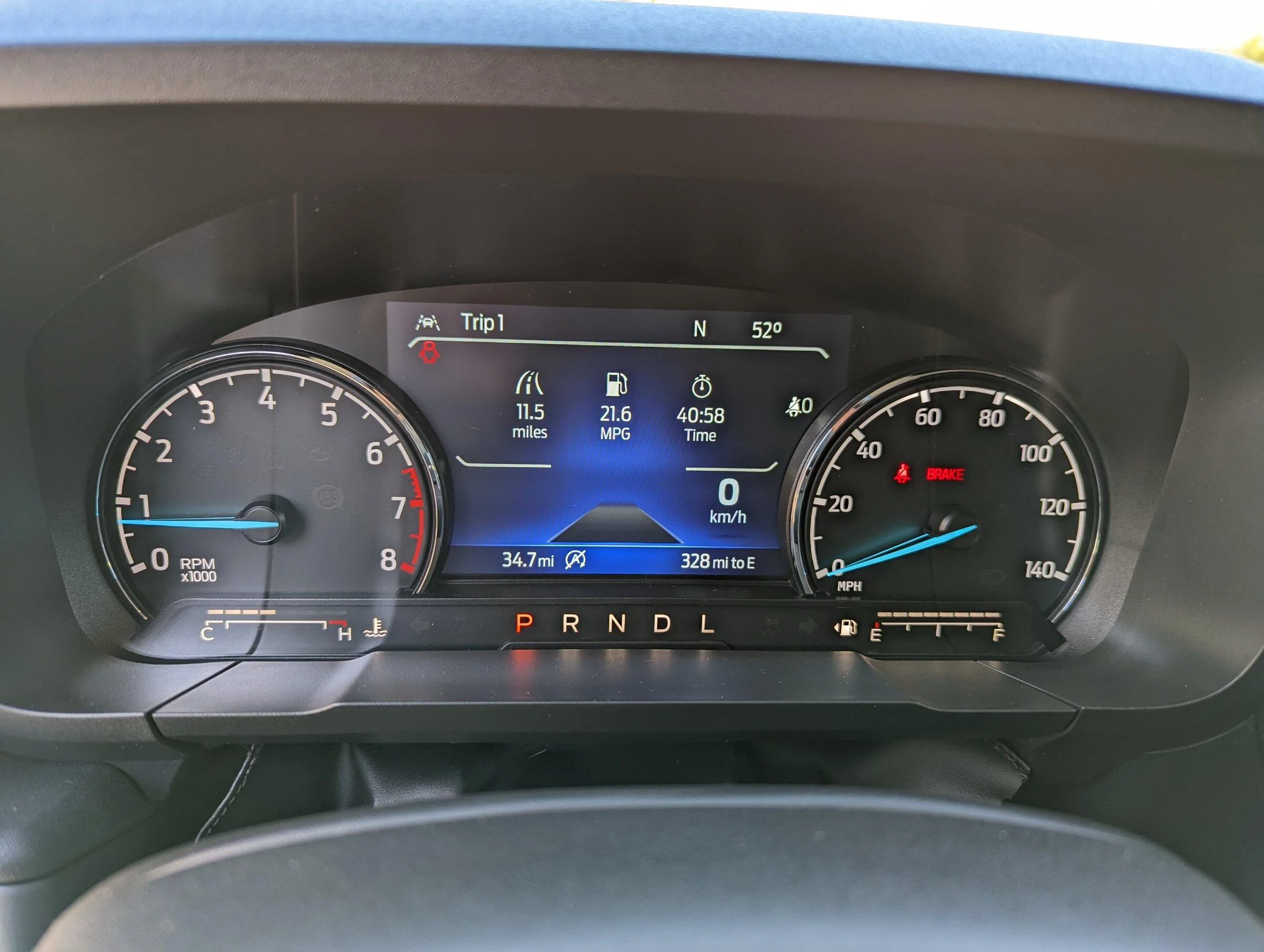 Ford Maverick Lariat lux digital display stuck on km/h PXL_20211217_204849025