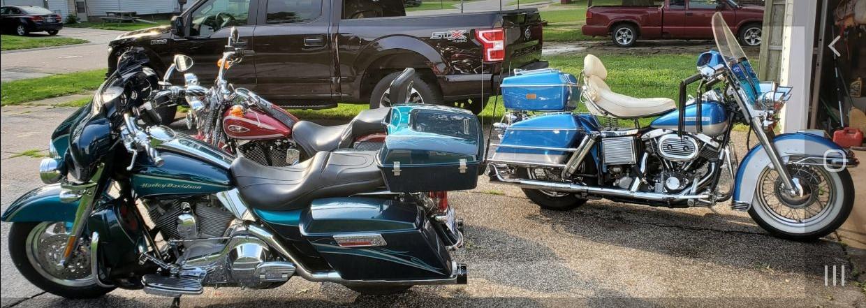 bikes72flhCVO.jpg