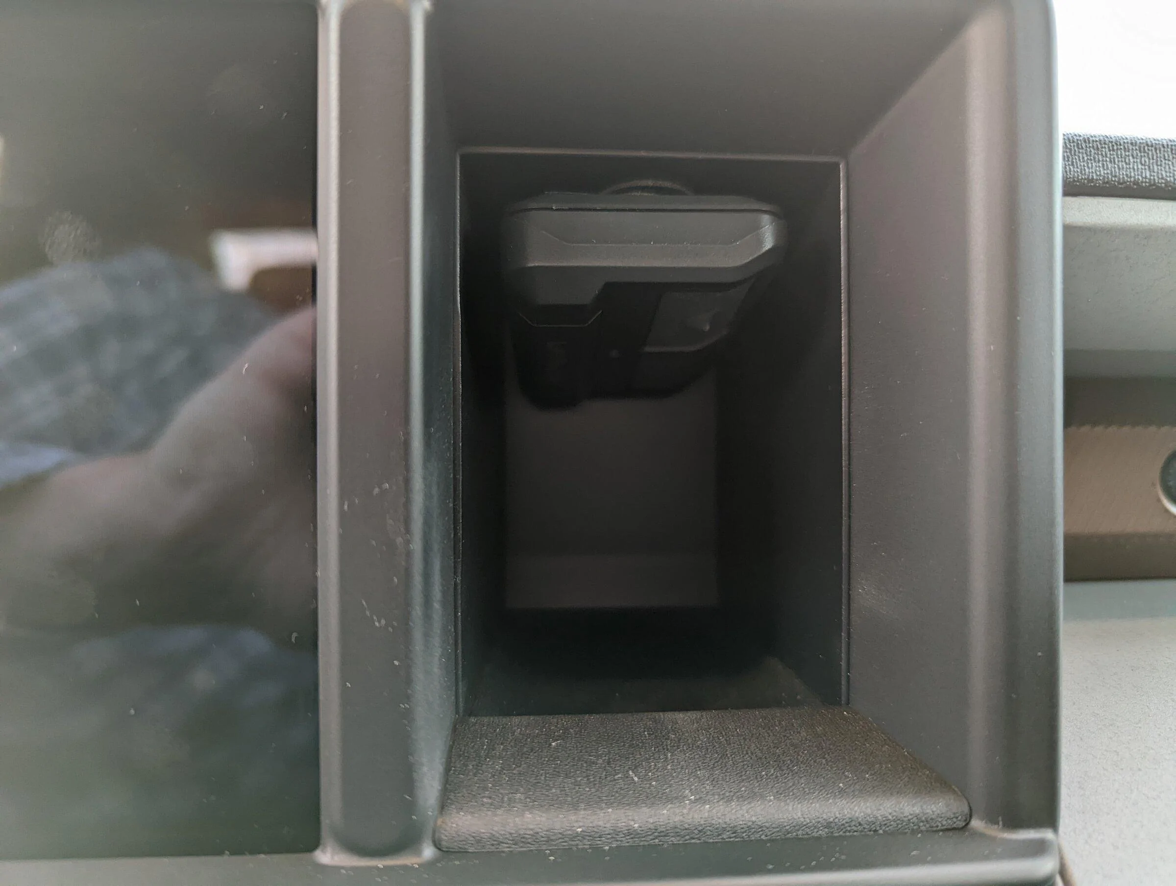 Ford Maverick Dash cubby hole -- what's in yours? 📸 PXL_20211218_235154311