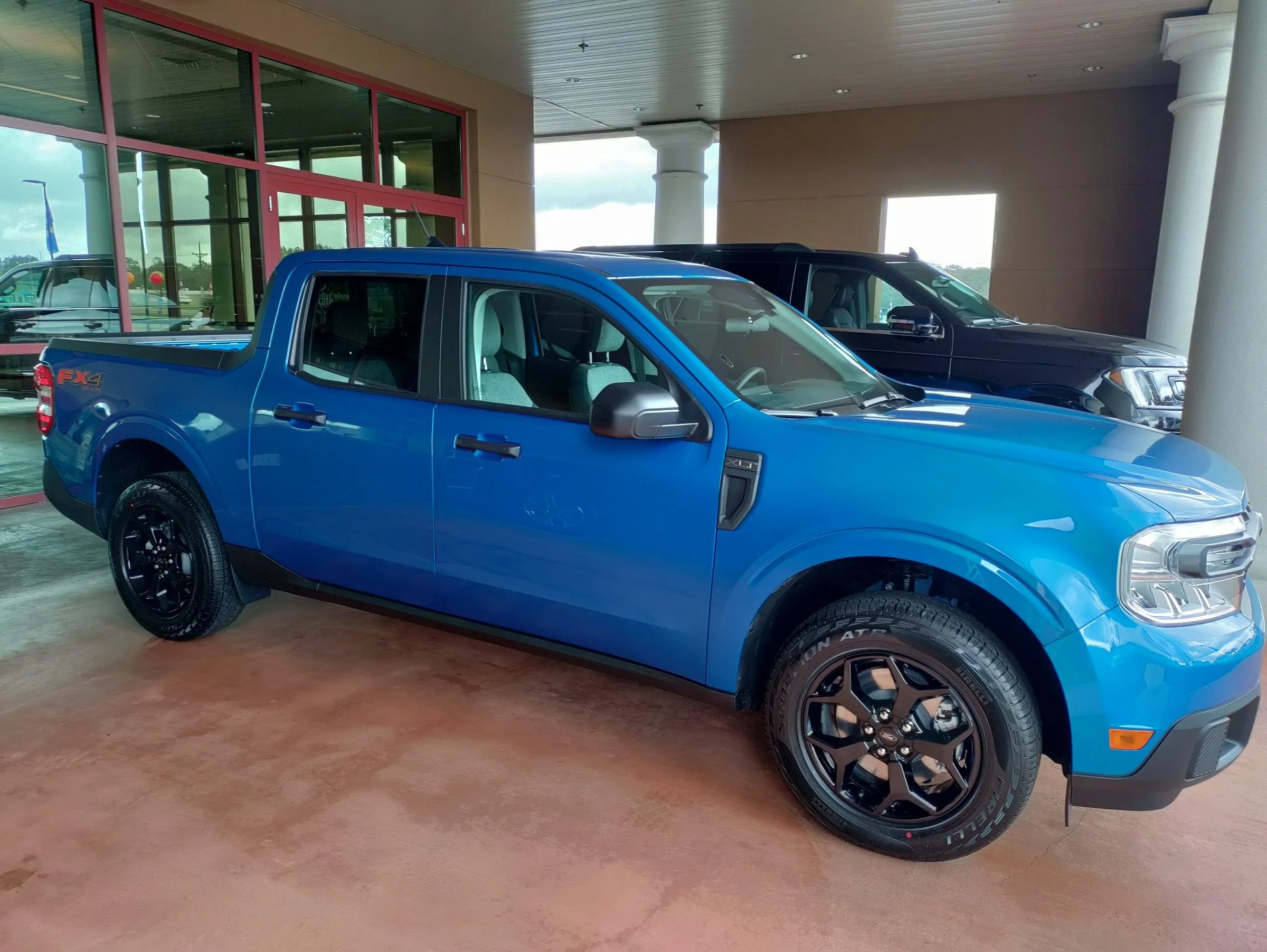 Ford Maverick 🧭 Track Your Maverick Order by VIN + Order Number [& Get Your Window Sticker] MyMav-FacingRight