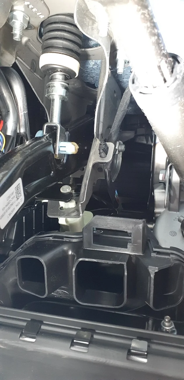 Ford Maverick Complete electrical failure at 45MPH 20251219_075109