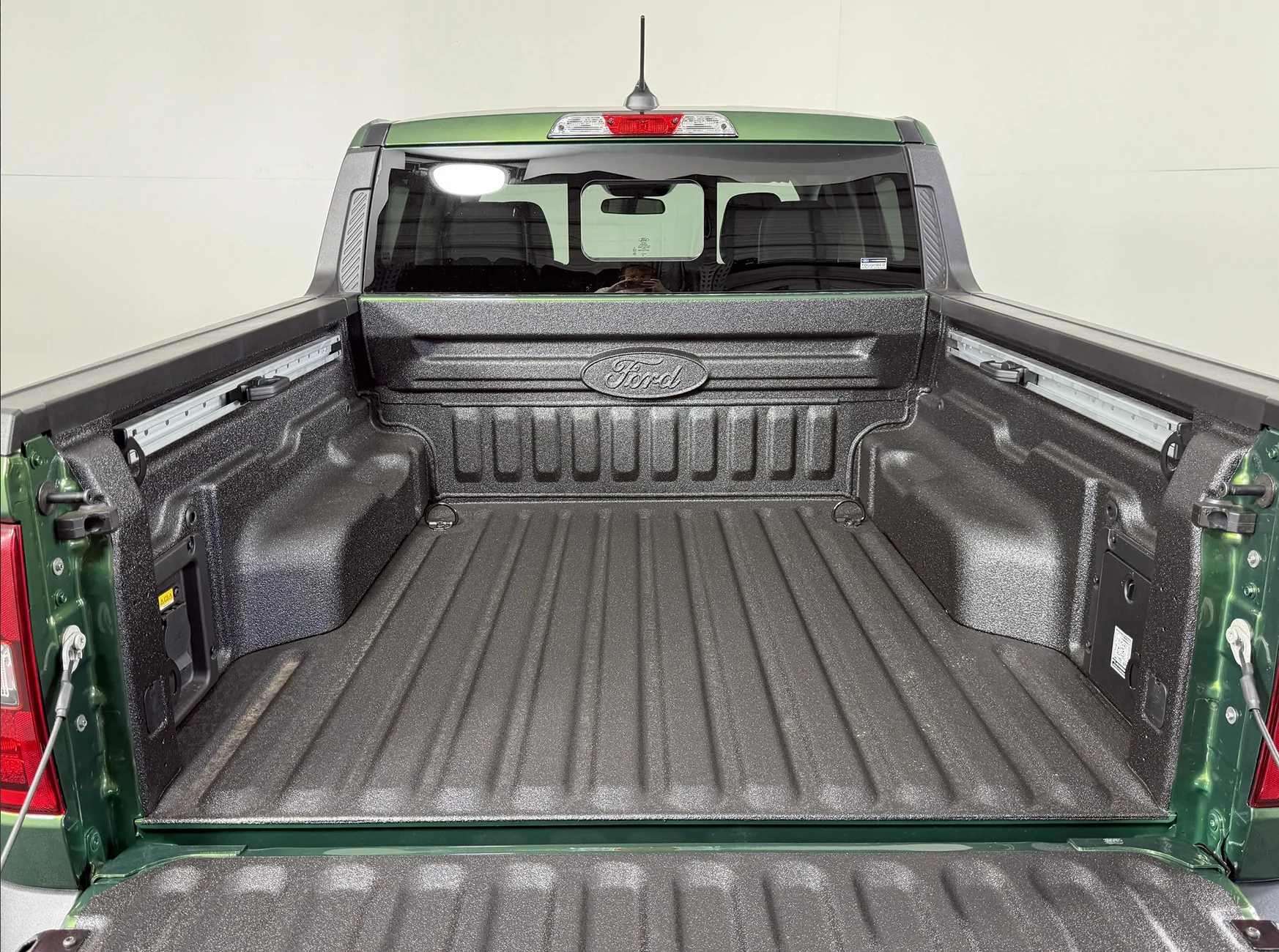 Ford Maverick Flat Towing the 2025 Maverick AWD Hybrid Screenshot 2025-12-23 121300