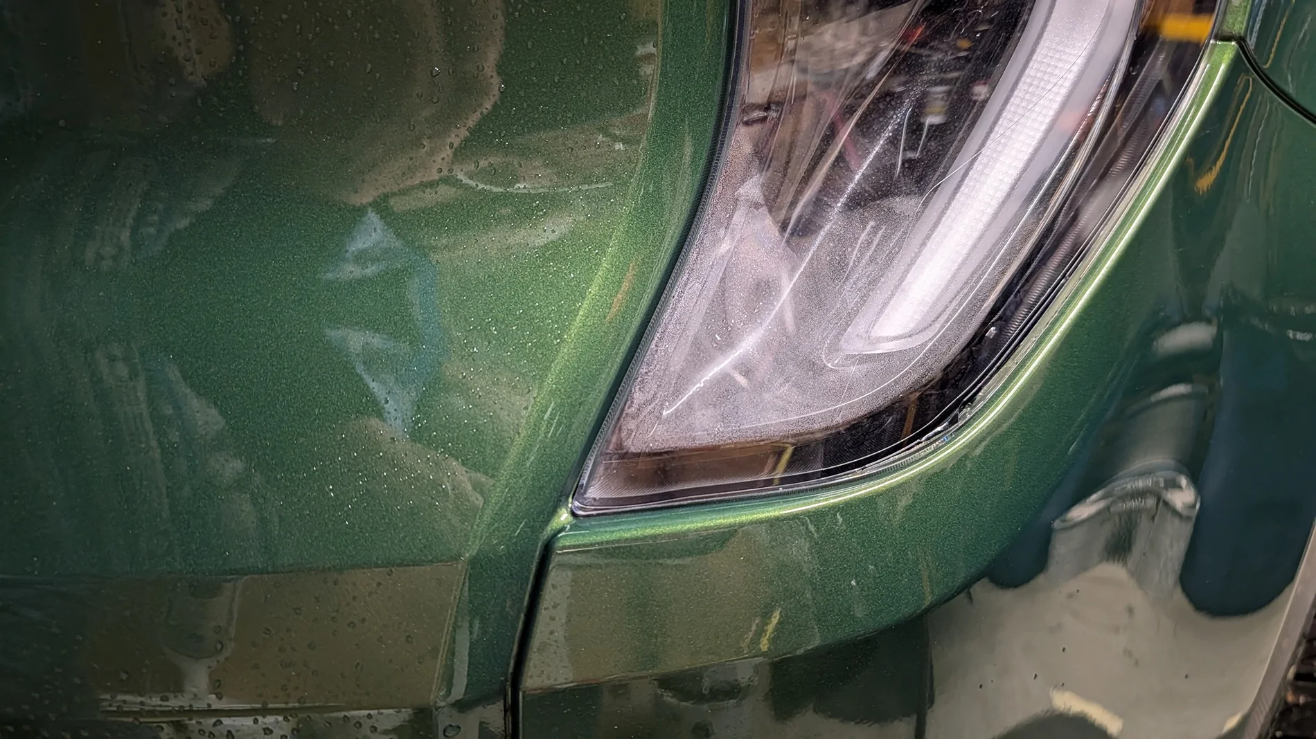 Ford Maverick Moisture in headlights moisture in headlight