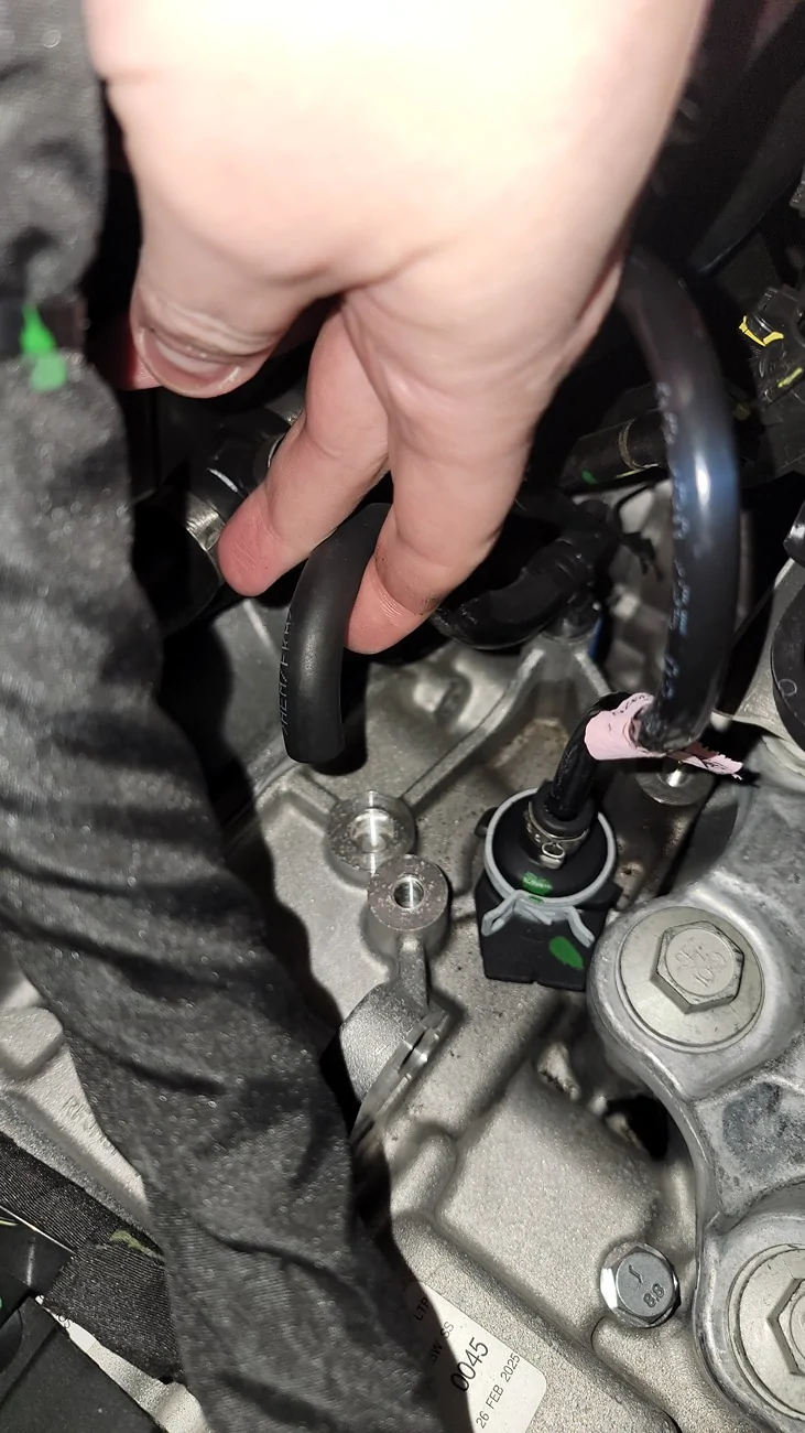 Ford Maverick Two hoses that don't connect to anything. 20251227_171920