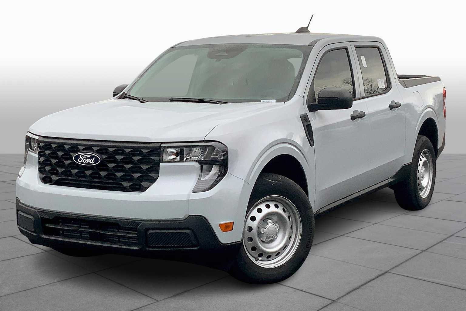 Ford Maverick Removed the Black overlay on the B-C Pillars 1e0e16aacf4b9e58227f0adad62119b6