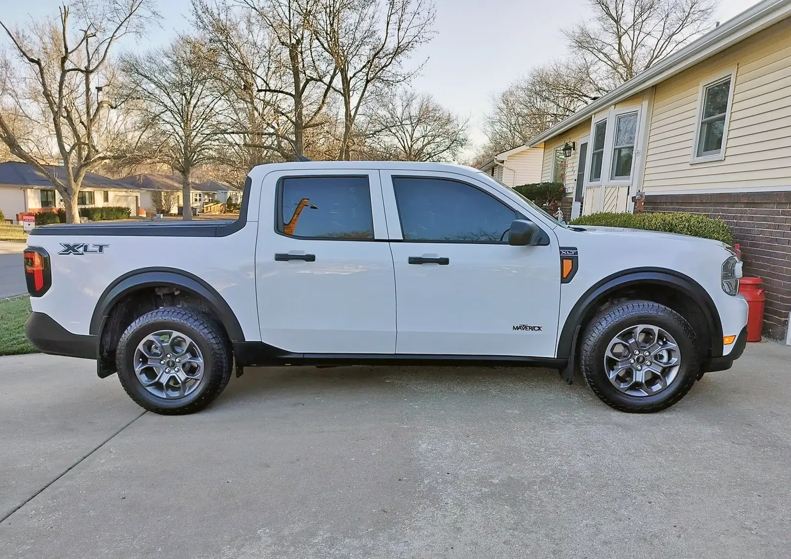Ford Maverick Removed the Black overlay on the B-C Pillars 231189-1b7b0d84f5d32979630cf40ddfaf3c62