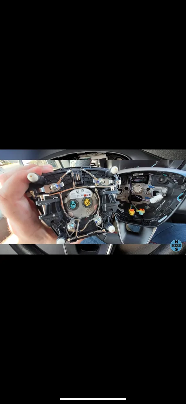 Ford Maverick Flat Bottom Steering Wheel IMG_4991