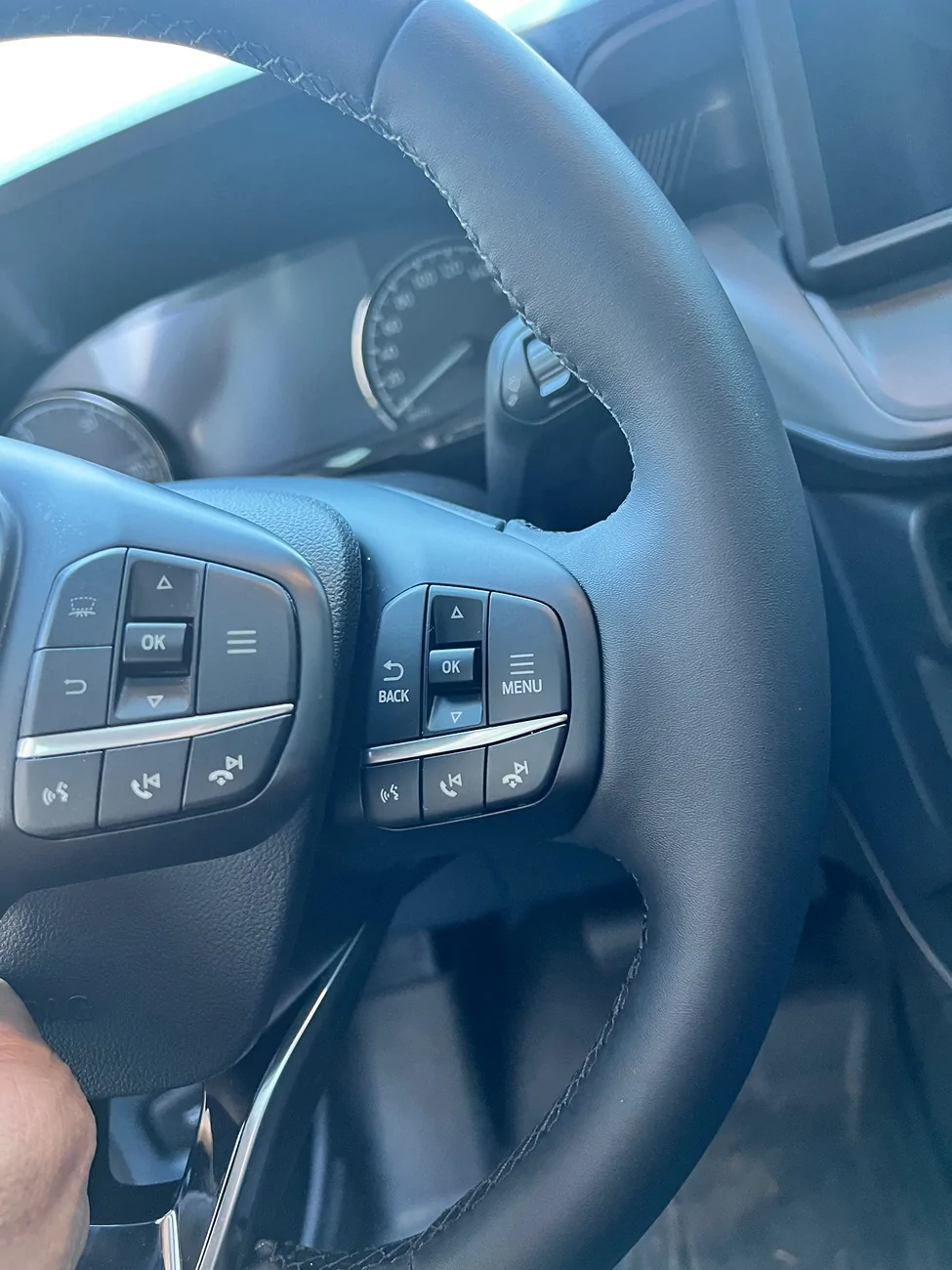 Ford Maverick Flat Bottom Steering Wheel IMG_5005