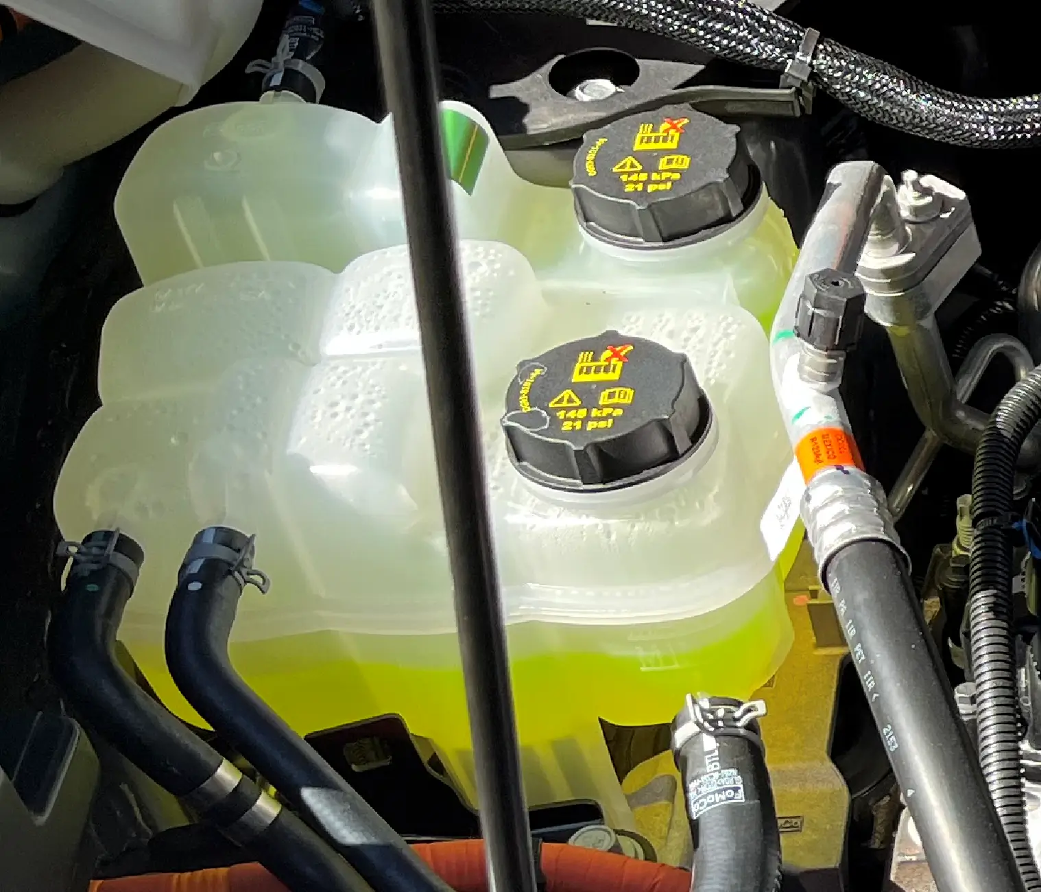 Ford Maverick 2025 Hybrid Coolant Leak 1767645438303-rl