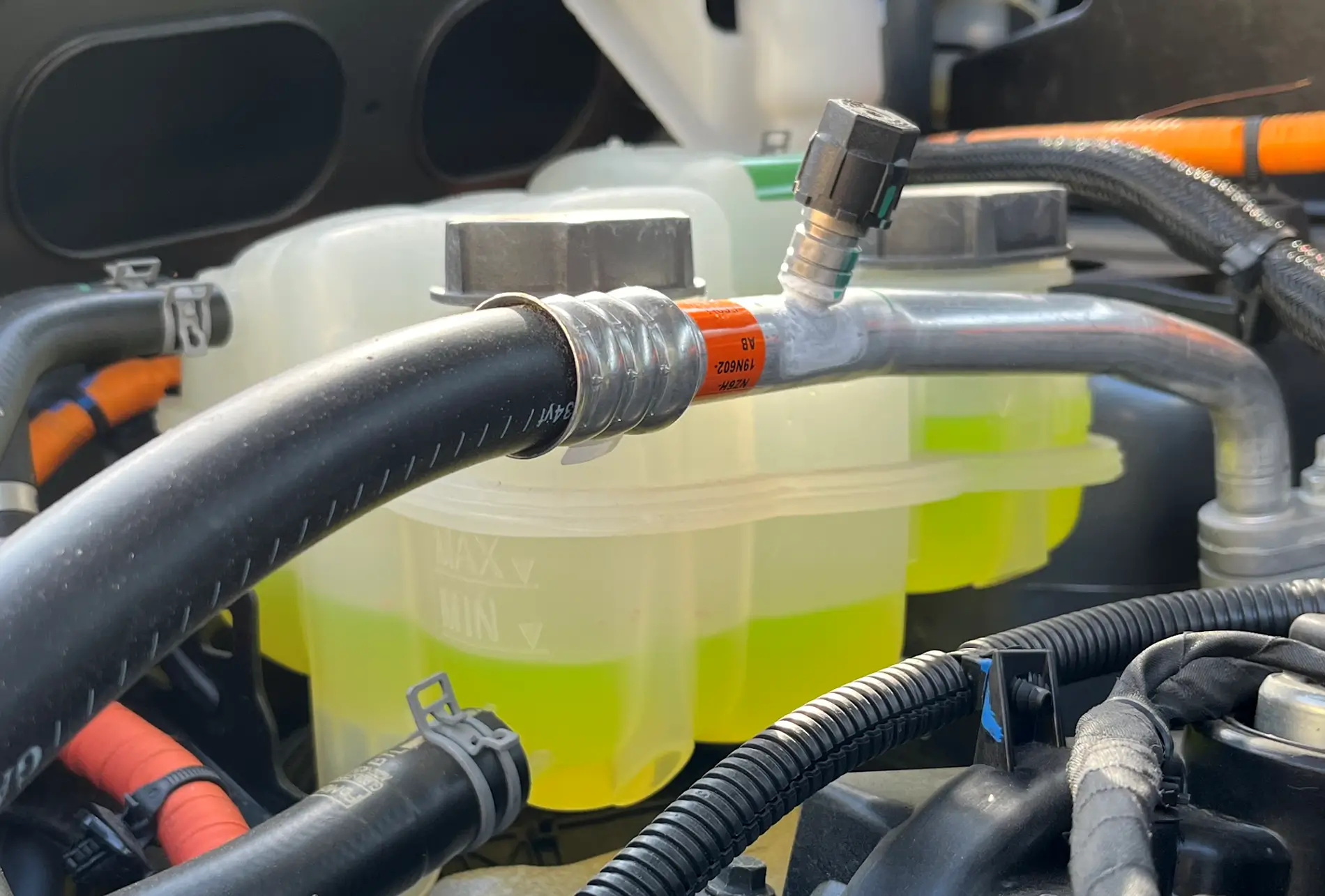 Ford Maverick 2025 Hybrid Coolant Leak 1767645526072-4t