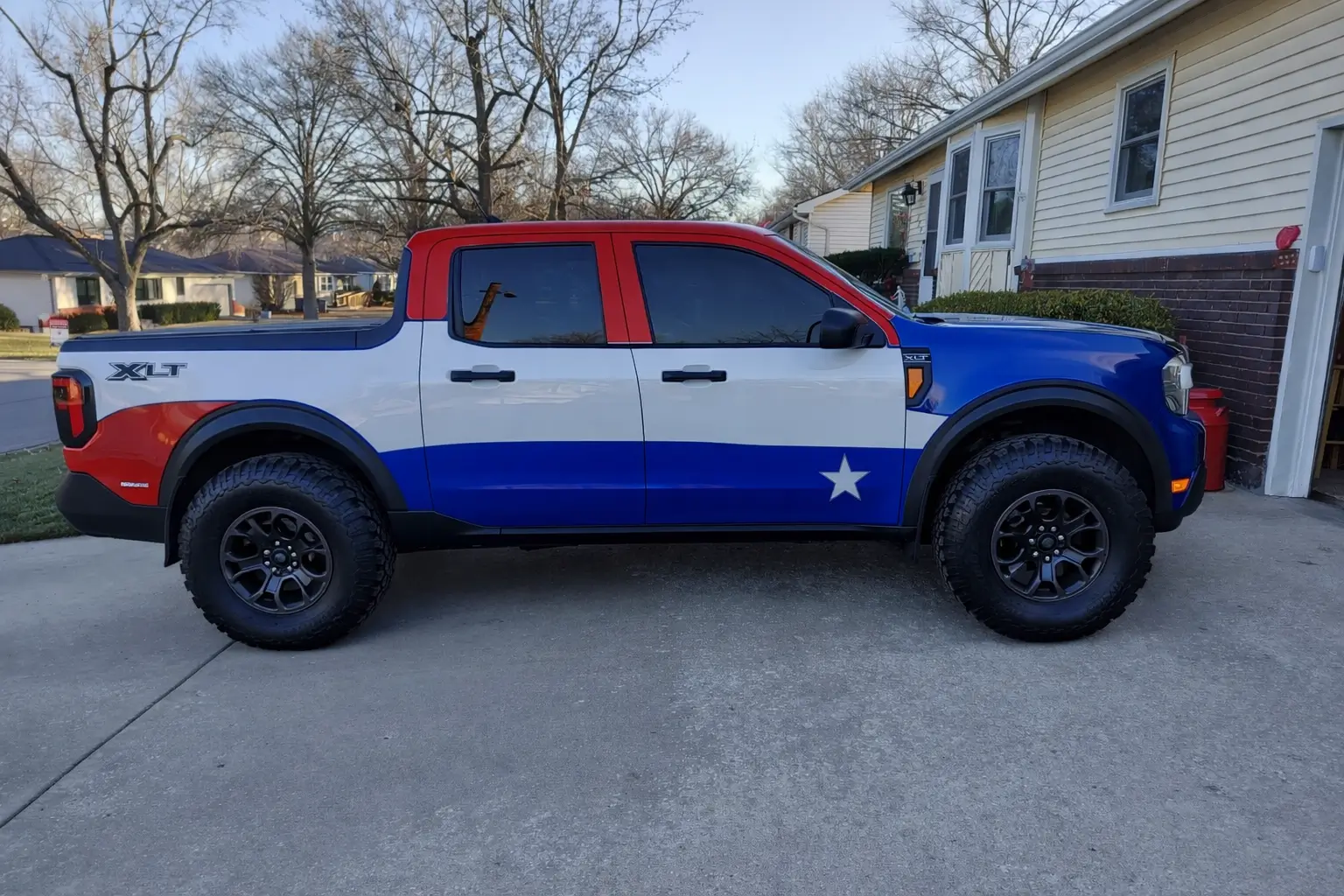Ford Maverick Post an AI generated image of your Maverick file_000000005ba472308aa71760b9a833c