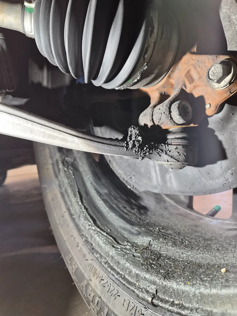 Ford Maverick CV boot failure? 20260115_125735