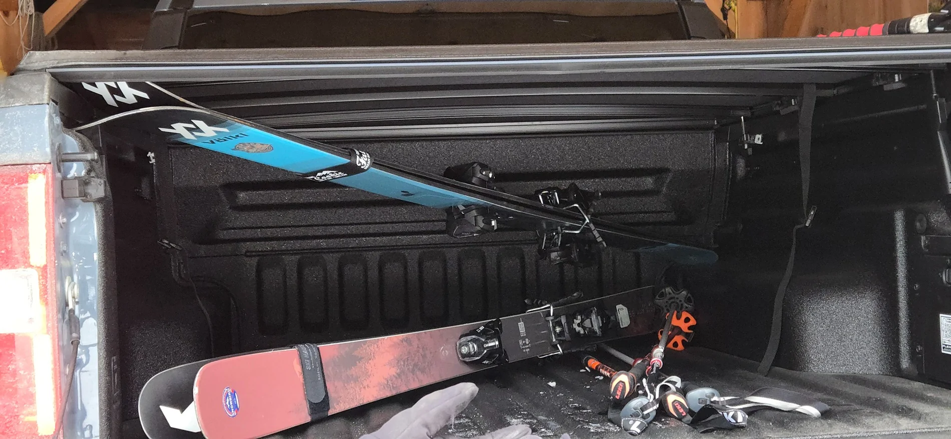 Ford Maverick Carrying skis? 20260125_131753