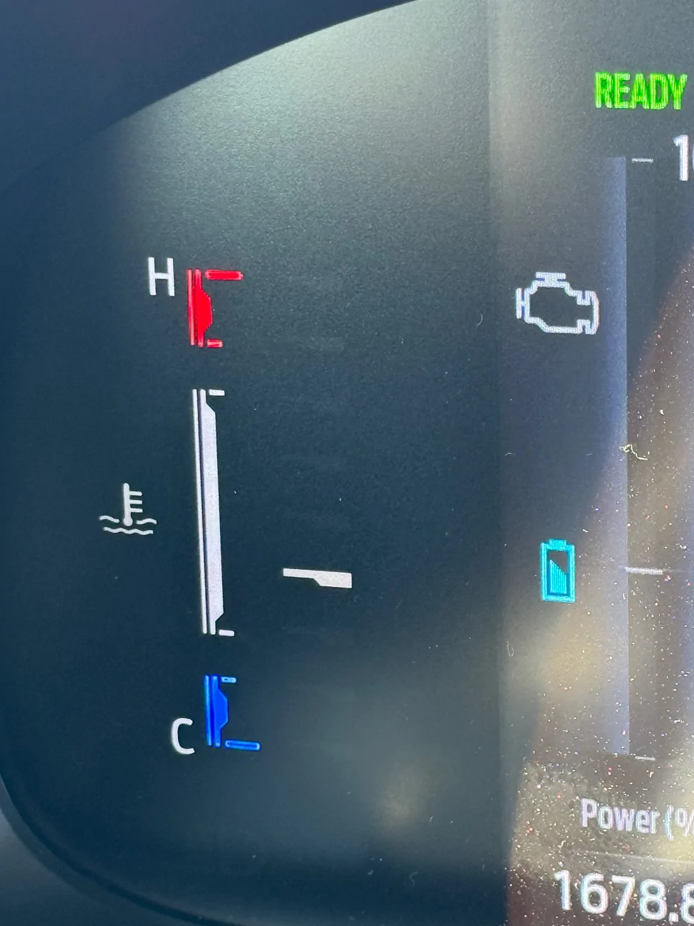 Ford Maverick TIL: The 2025 Maverick Fuel and Temp Gauges have finite points IMG_1502