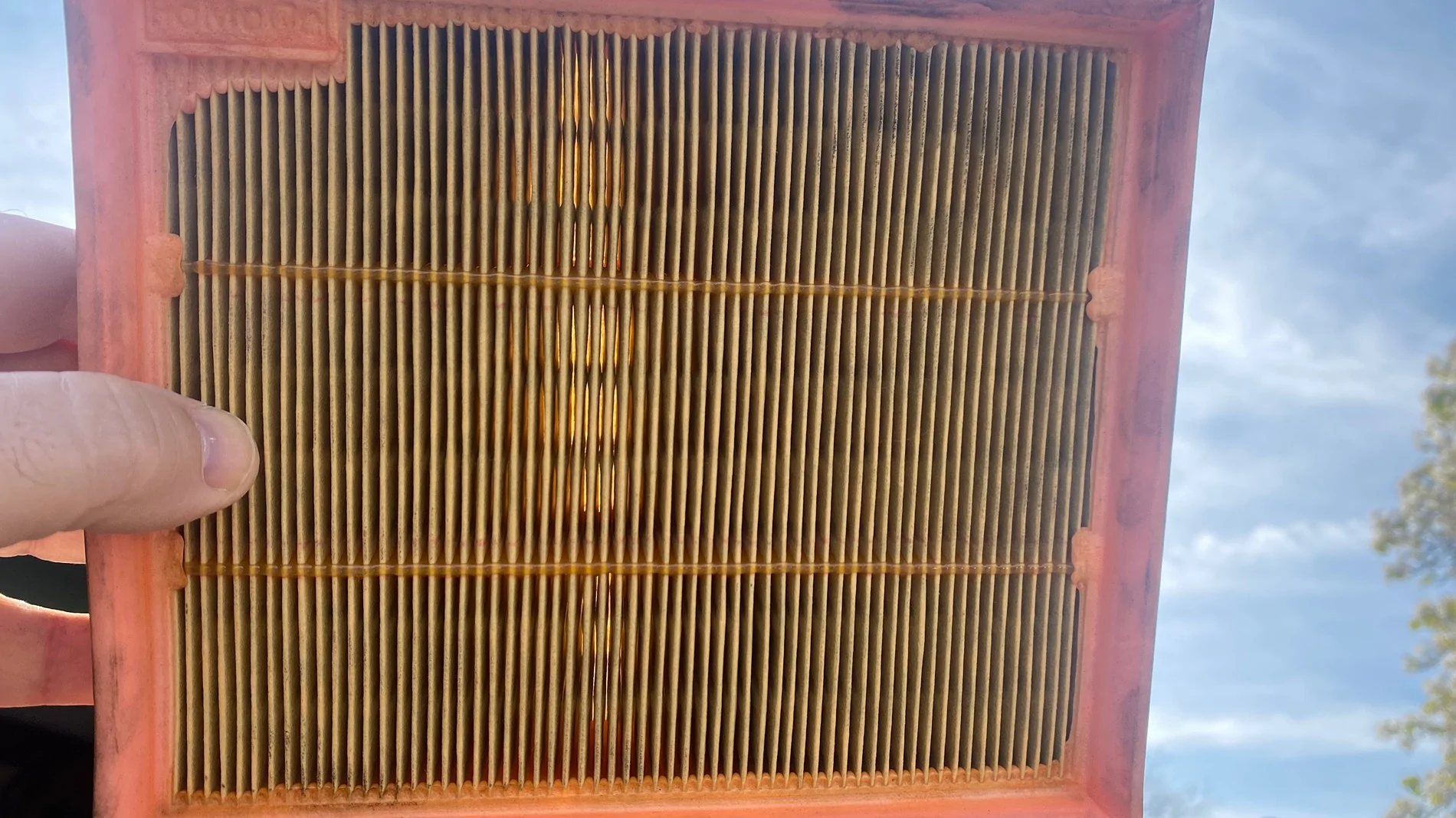 Ford Maverick Engine air filter replacement. IMG_7190