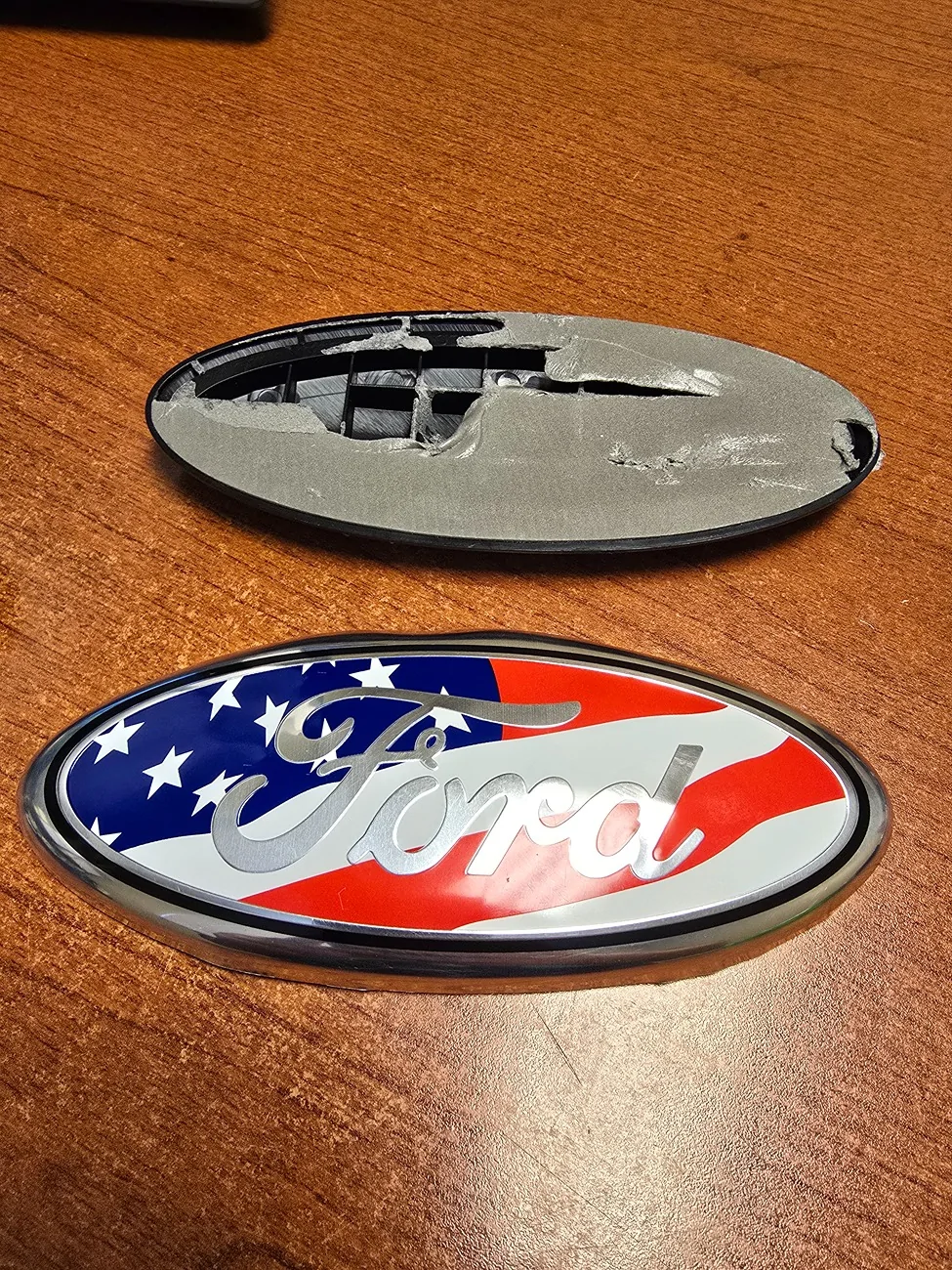 Ford Maverick Question about Tailgate emblem on Maverick. 20260205_140632