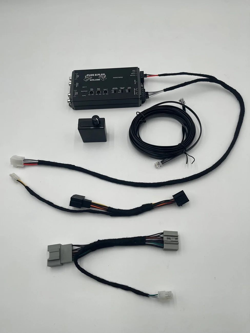 Ford Maverick NEW PLUGNPLAYKITS CONVERTERS FOR BASE AND B & O SYSTEMS IMG_7881