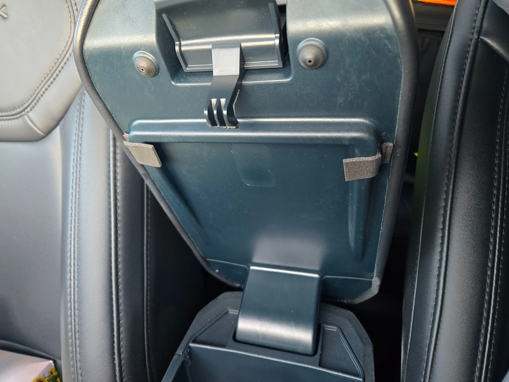 Ford Maverick Cracking sound from the arm rest 20260211_075439