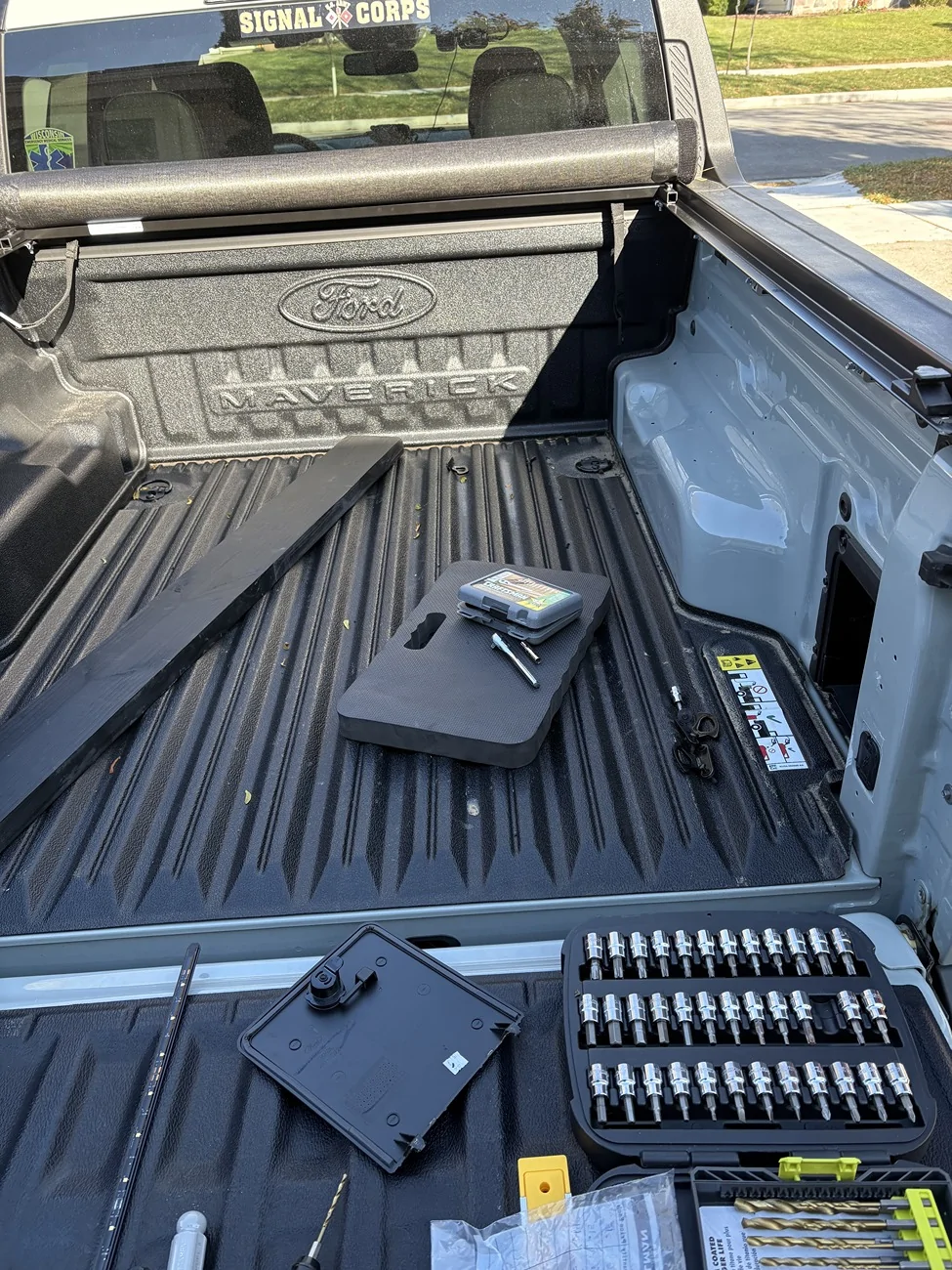Ford Maverick LED Bed Lights Install - DIY IMG_4936