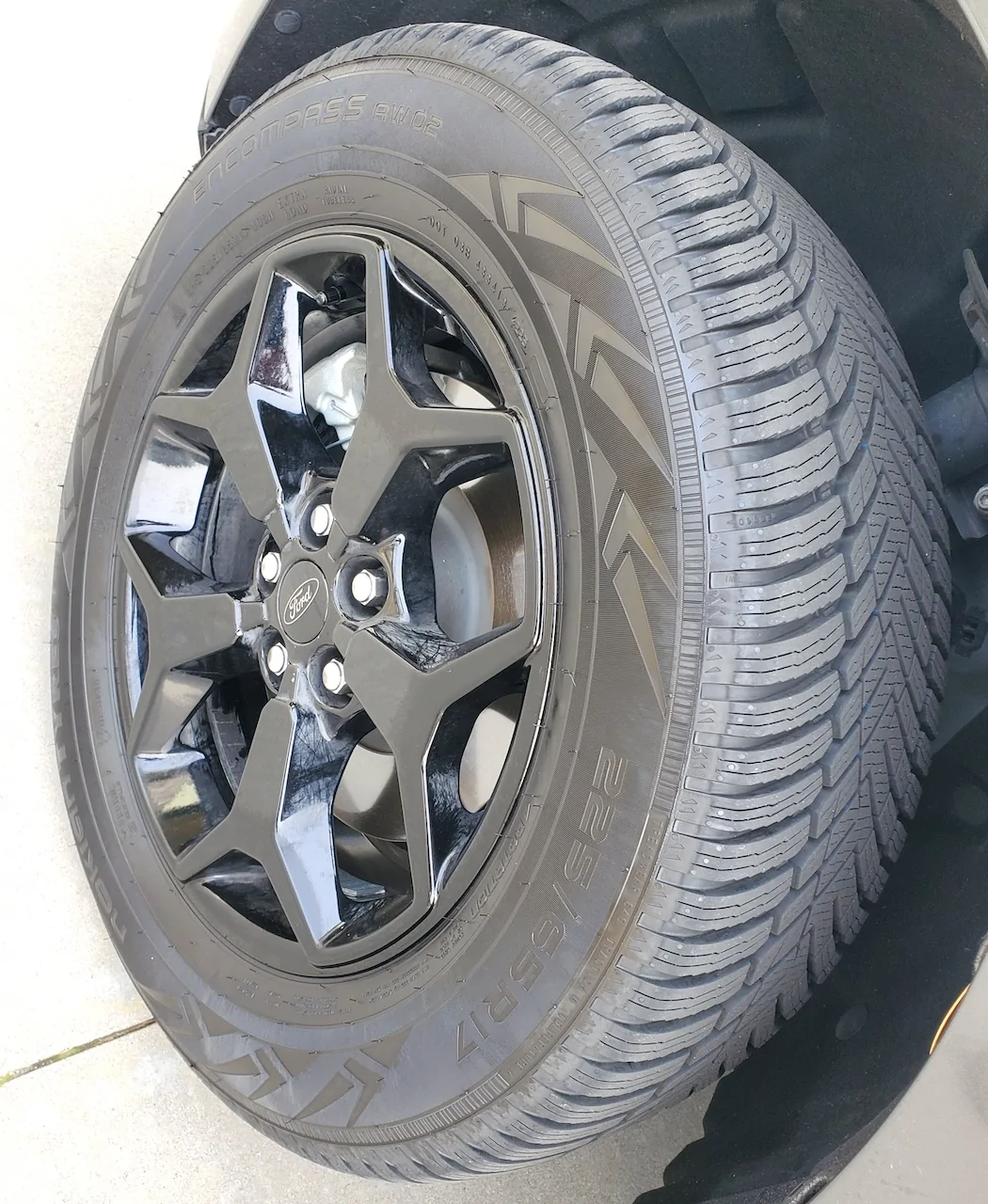 Ford Maverick New Nokian Tires 20260214_143048