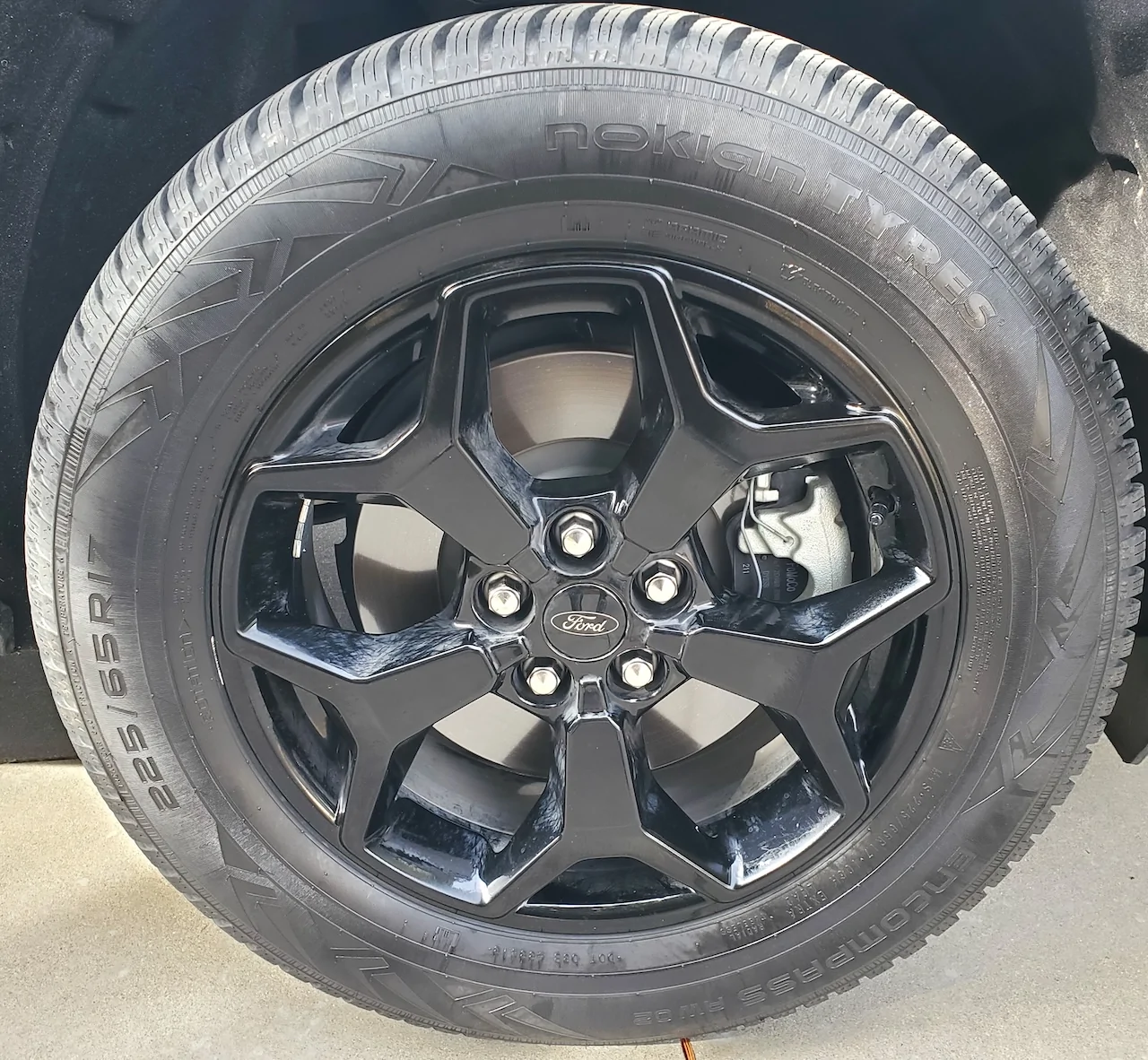 Ford Maverick New Nokian Tires 20260214_143137
