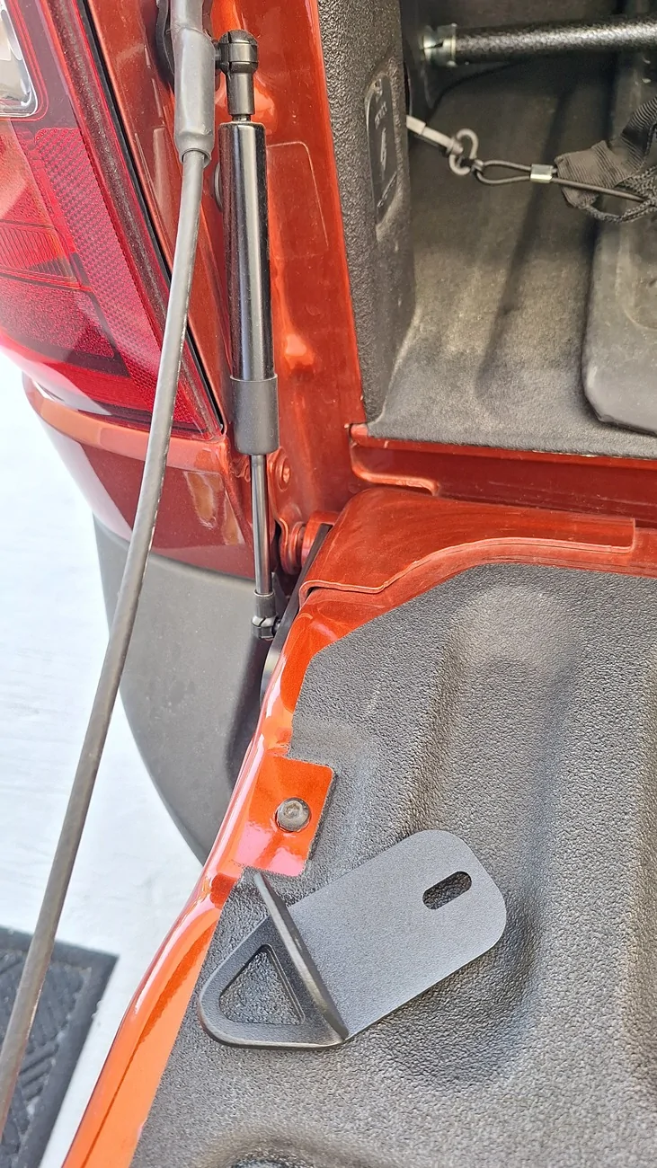 Ford Maverick Tie down that works with tailgate assist? 20250830_152554