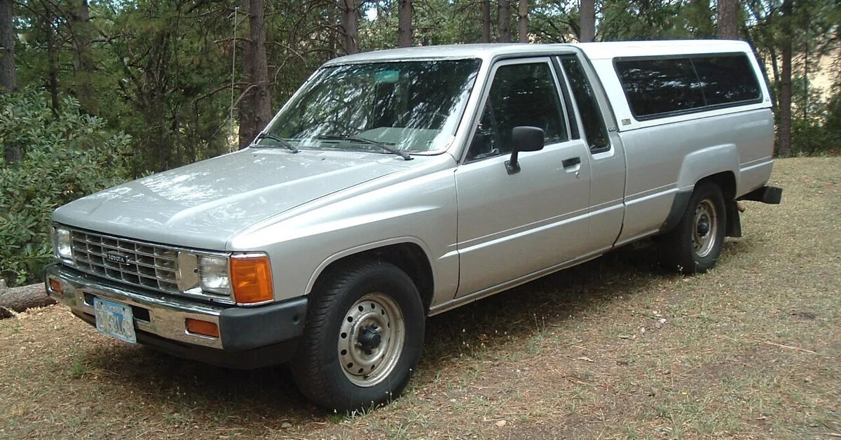 Ford Maverick Ford EV Truck & Low-Price Platform -- New Specs & Details 1986-toyota-extra-cab-long-bed-pickup-2x4-auto-ac-ps-pb-very-original-1
