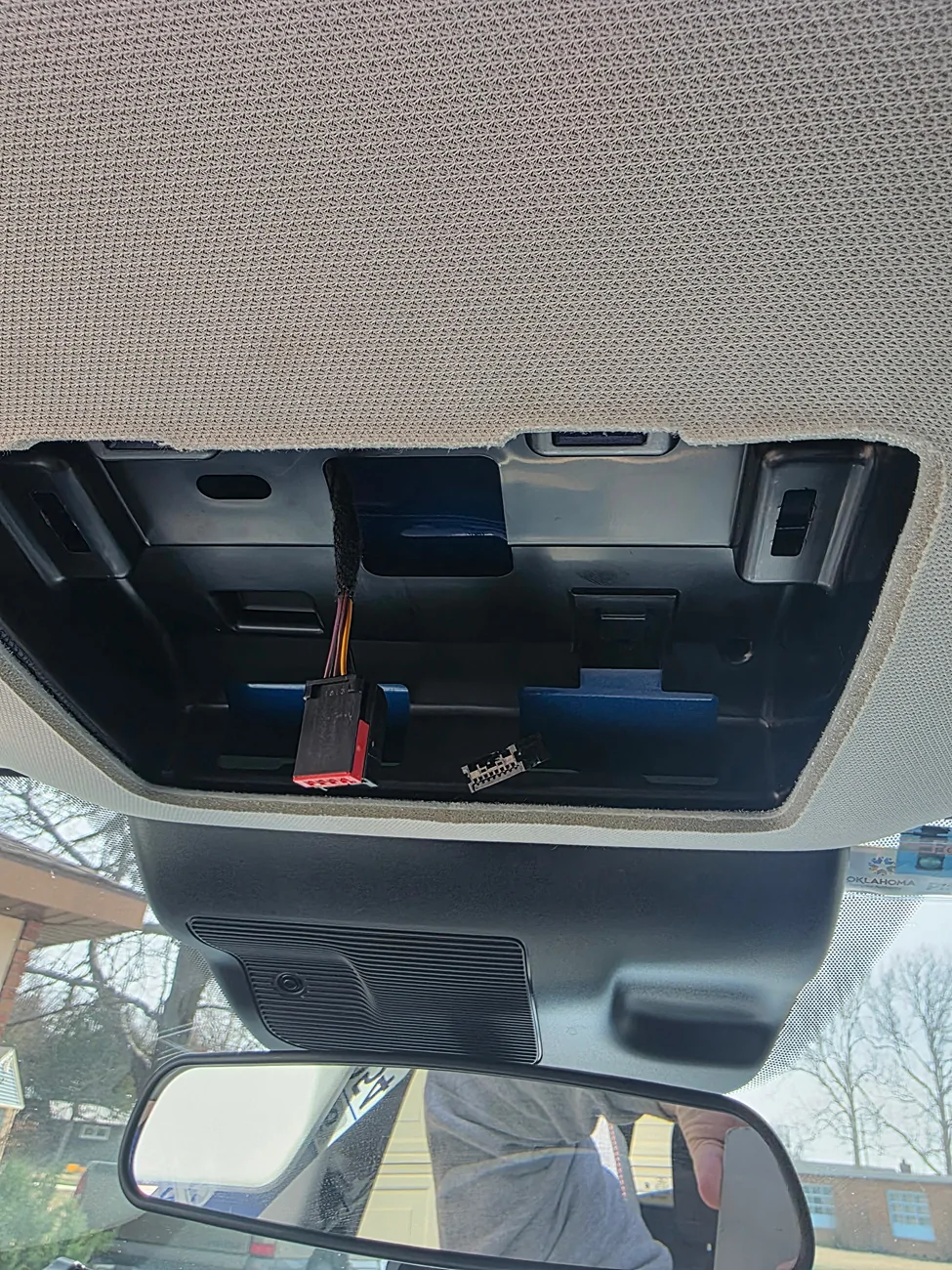 Ford Maverick dome light/sunglass console removal help 20260224_131155