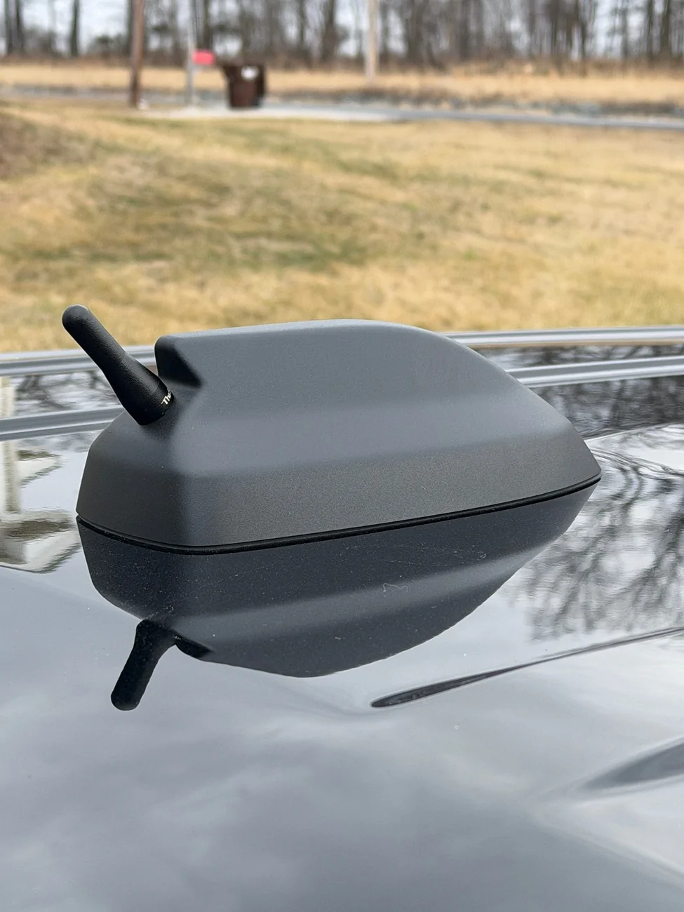 Ford Maverick Stubby antenna or one that can bend/swivel....? IMG_0198