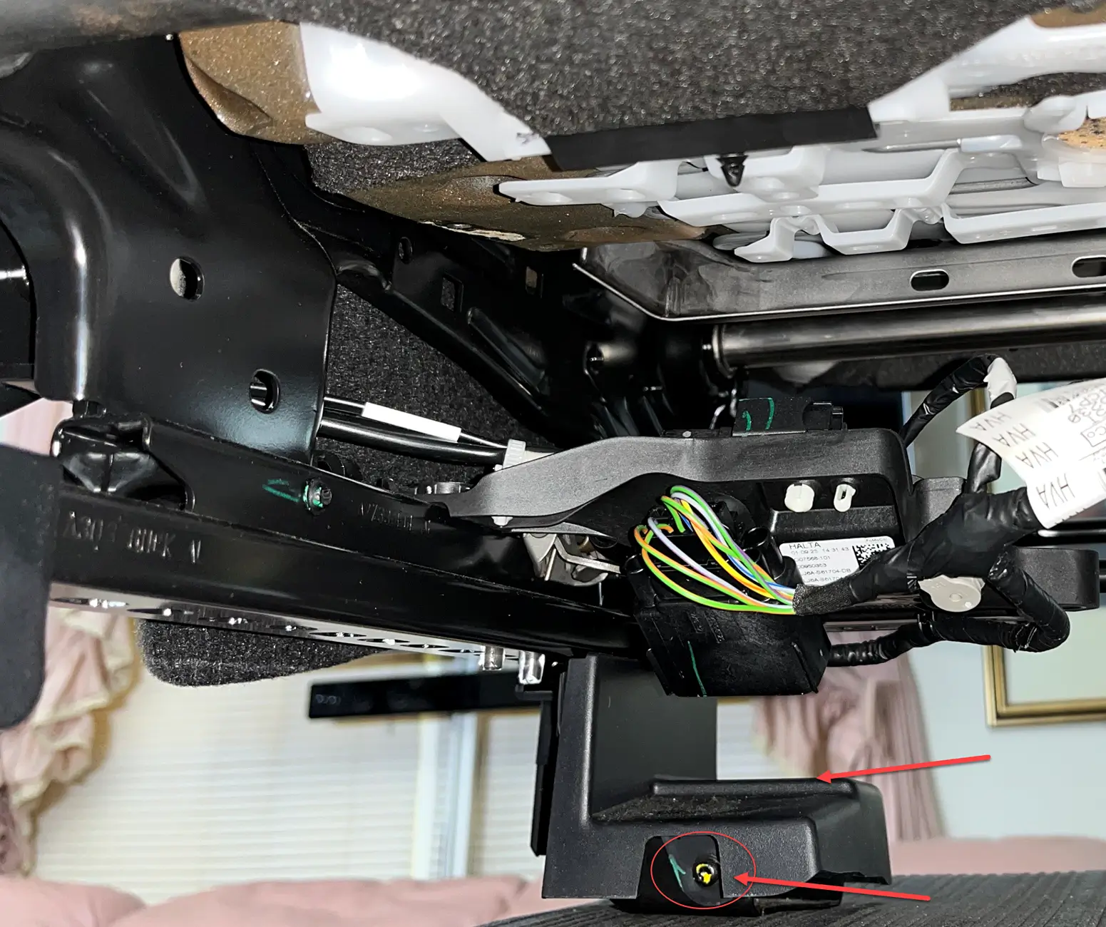 Ford Maverick Passenger Seat Rattle Fix? 1772124317138-yf