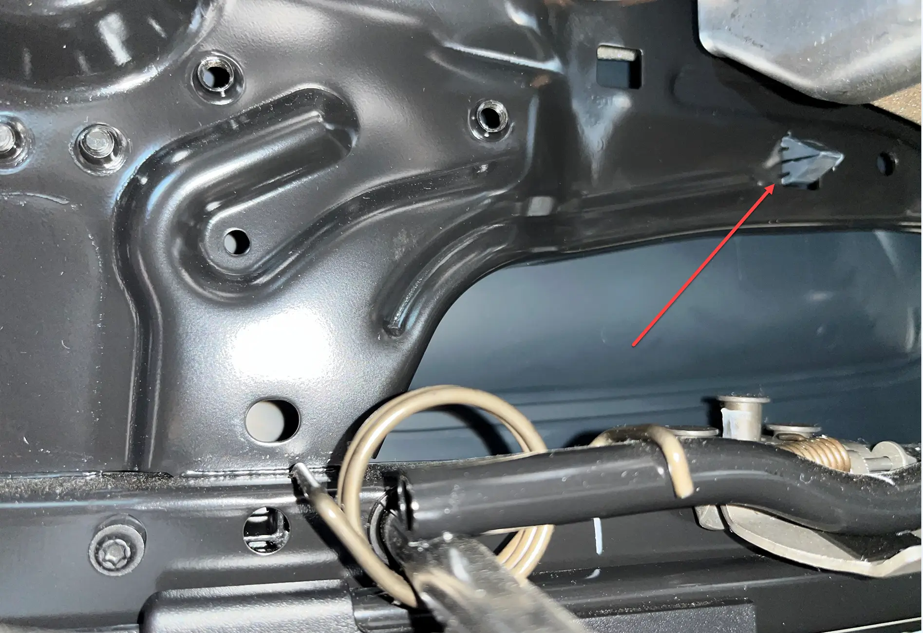 Ford Maverick How to Remove Front Seats? 1772221151232-g1