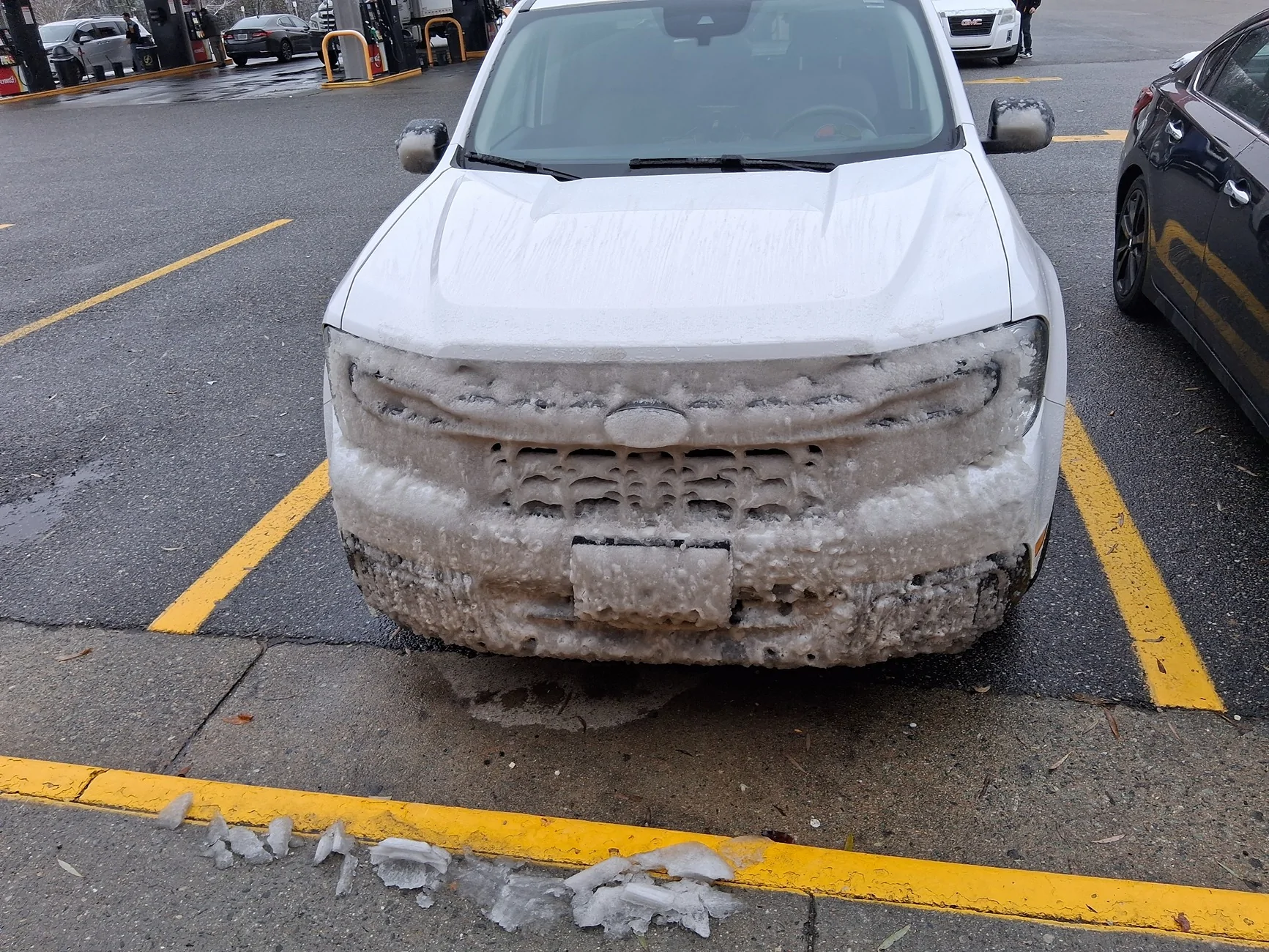 Ford Maverick Snow Covered/caked front grille issues '24 Tremor 20251208_154359