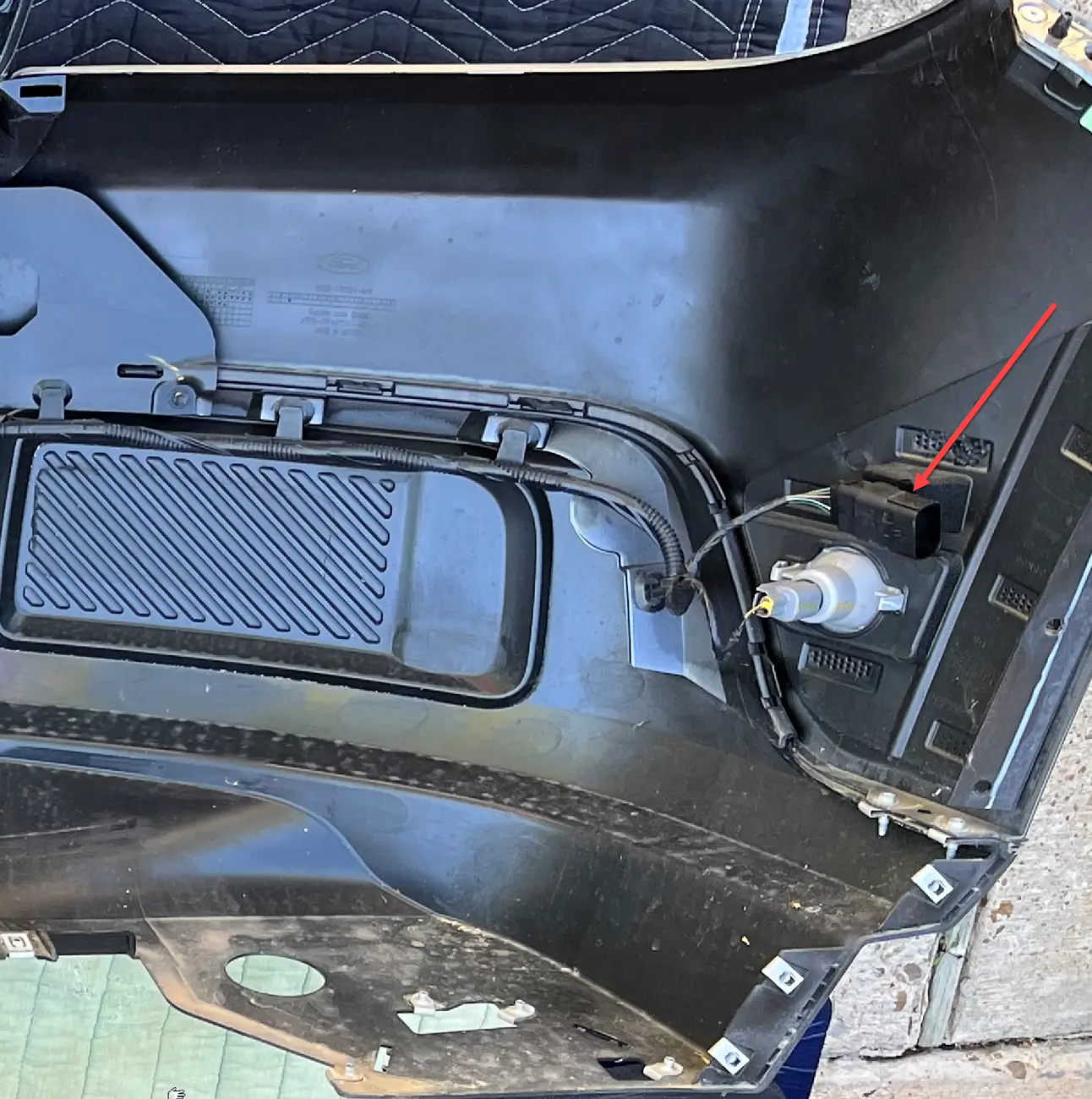 Ford Maverick Driver's Side Marker Light Electrical Issue 1773099011632-7j